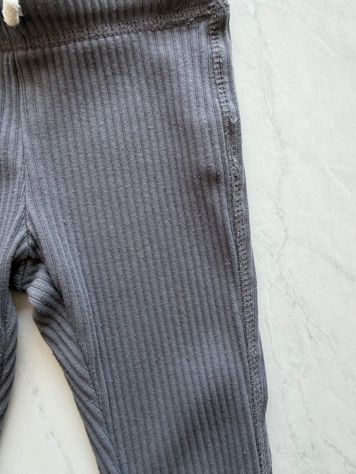 Legging côtelé - Zara - 18-24 mois (légèrement mousseux)