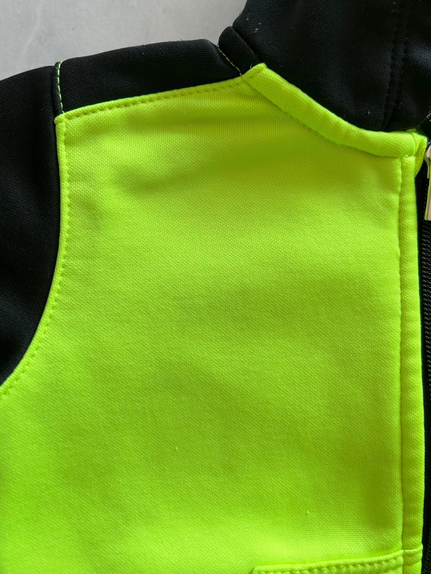 *Imparfait* Veste - Nike dri-fit - 12 mois