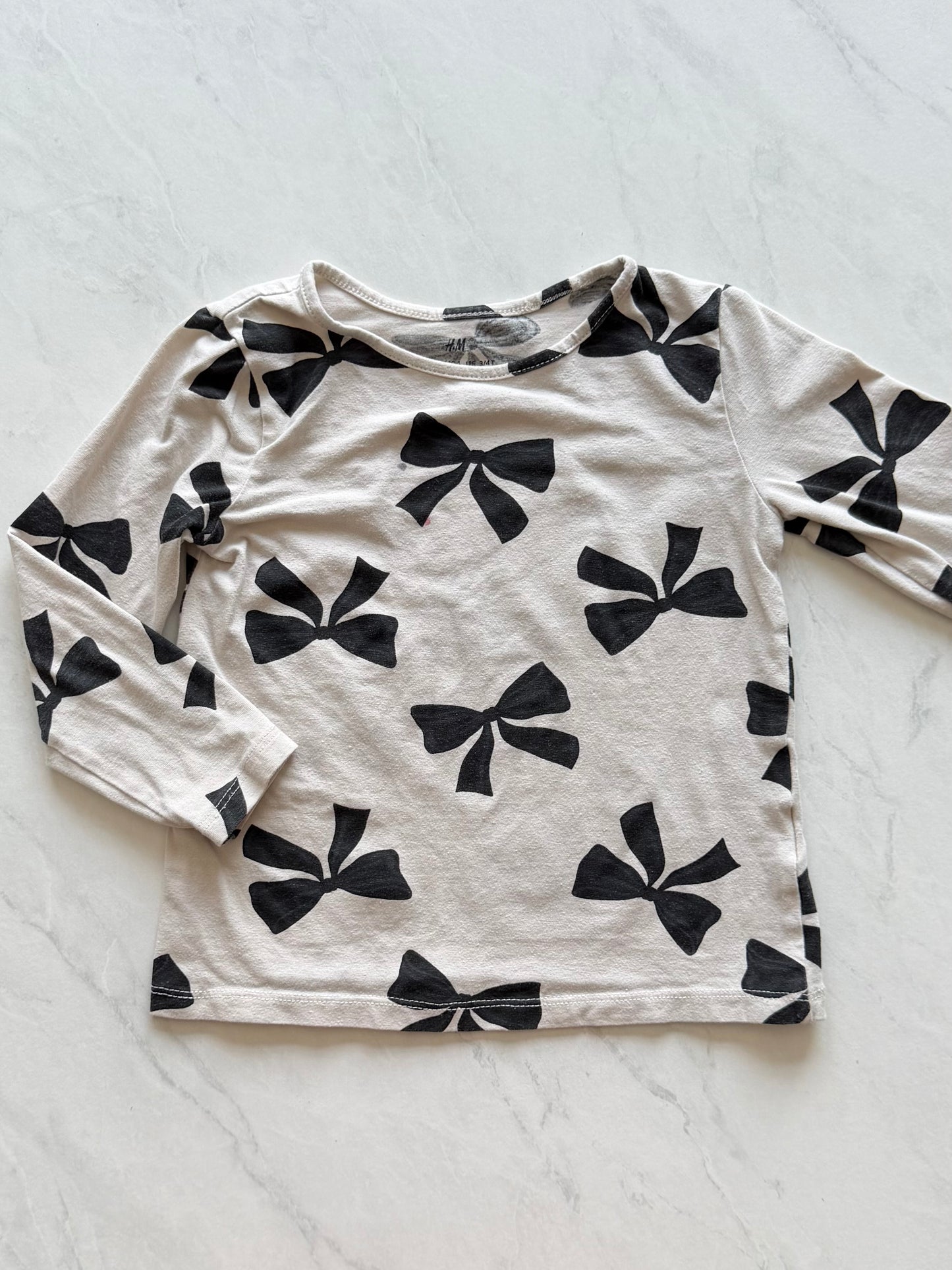 *Imparfait* Chandail manches longues - H&M - 2-4 ans