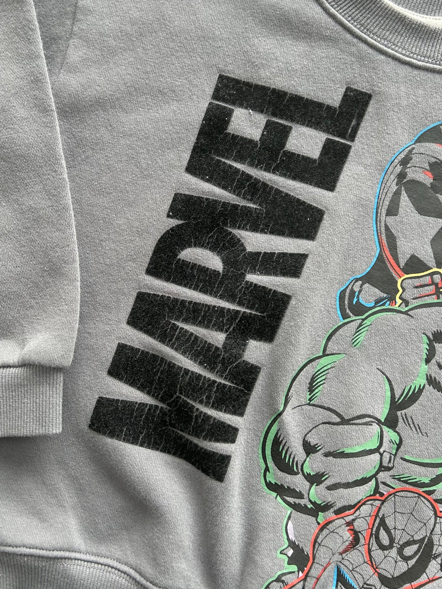 Crewneck - Marvel - 4 ans (écriture craqué)