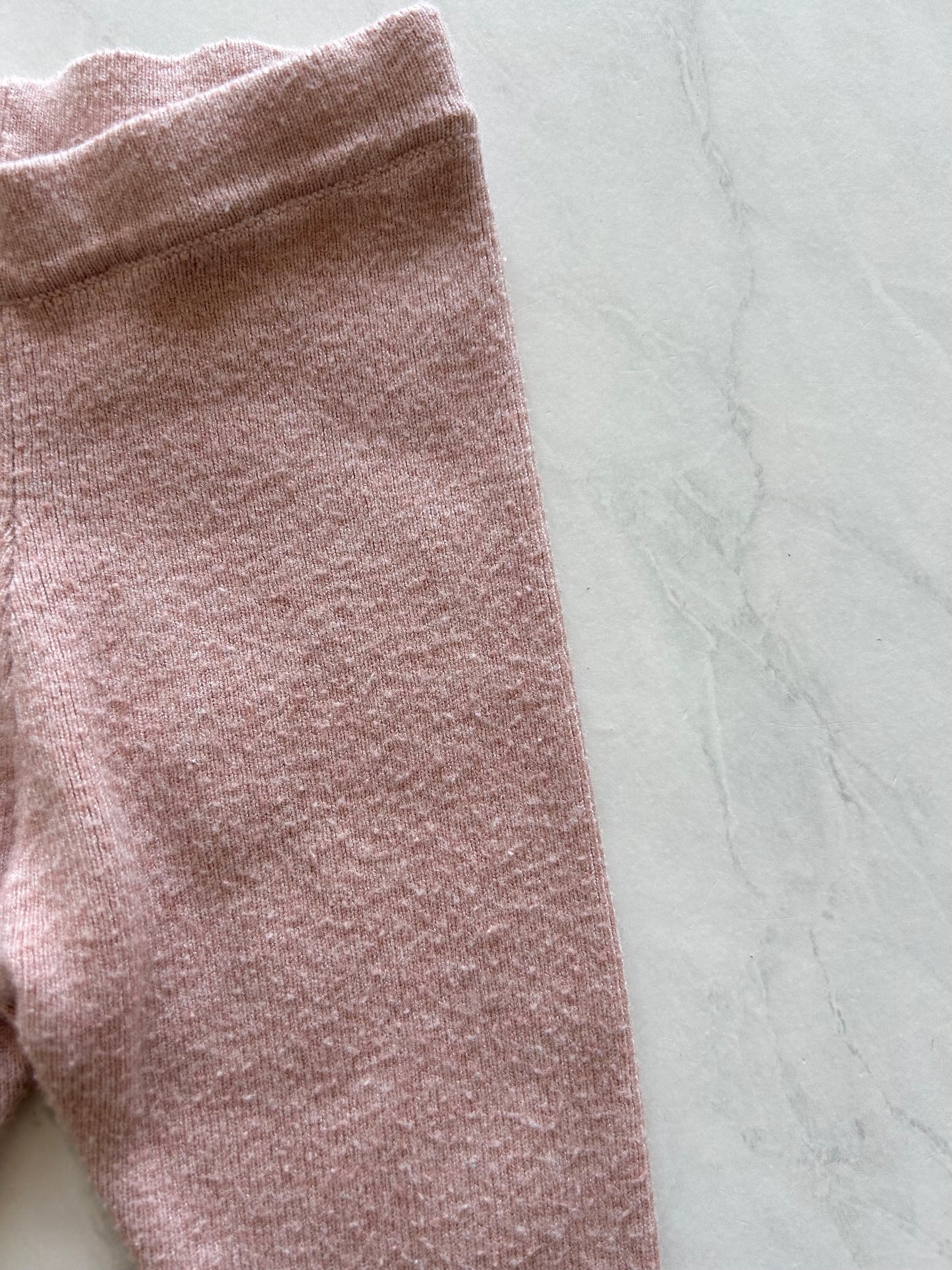 Legging - Zara - 6-9 mois (légèrement mousseux)