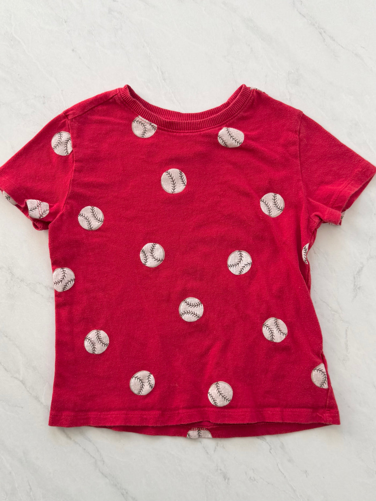 T-shirt - Old navy - 5T (légèrement mousseux)