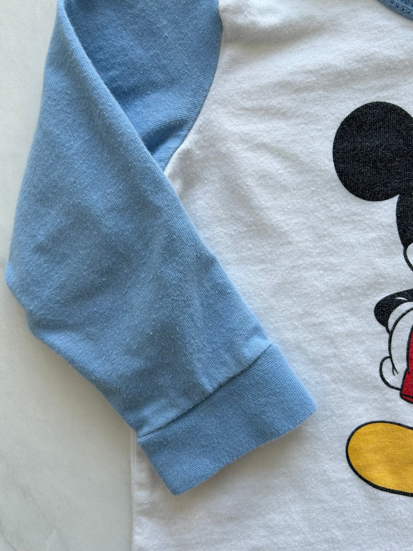 Chandail manches longues - H&M X Disney - 9-12 mois (légèrement mousseux)