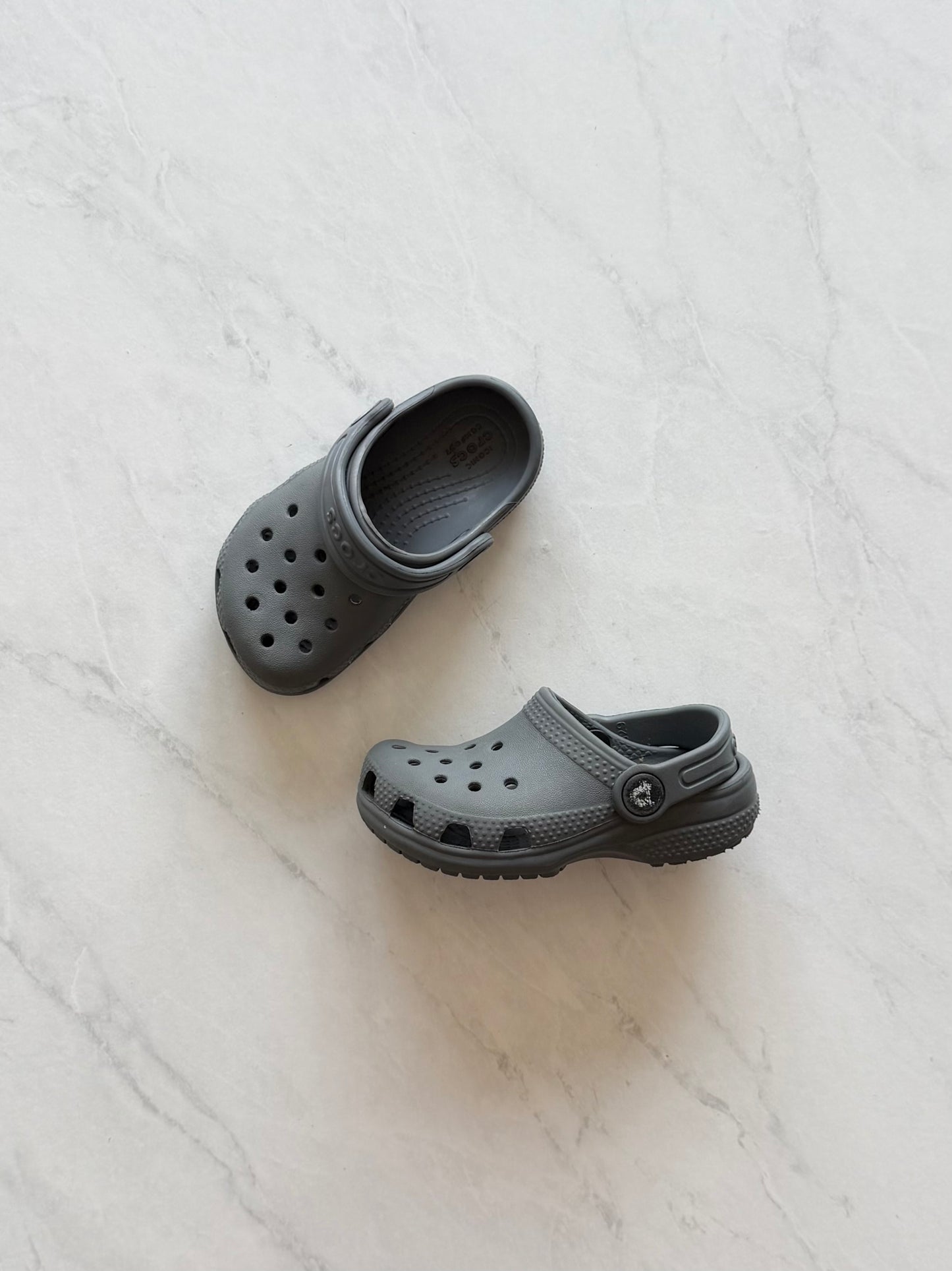 Crocs gris - C7