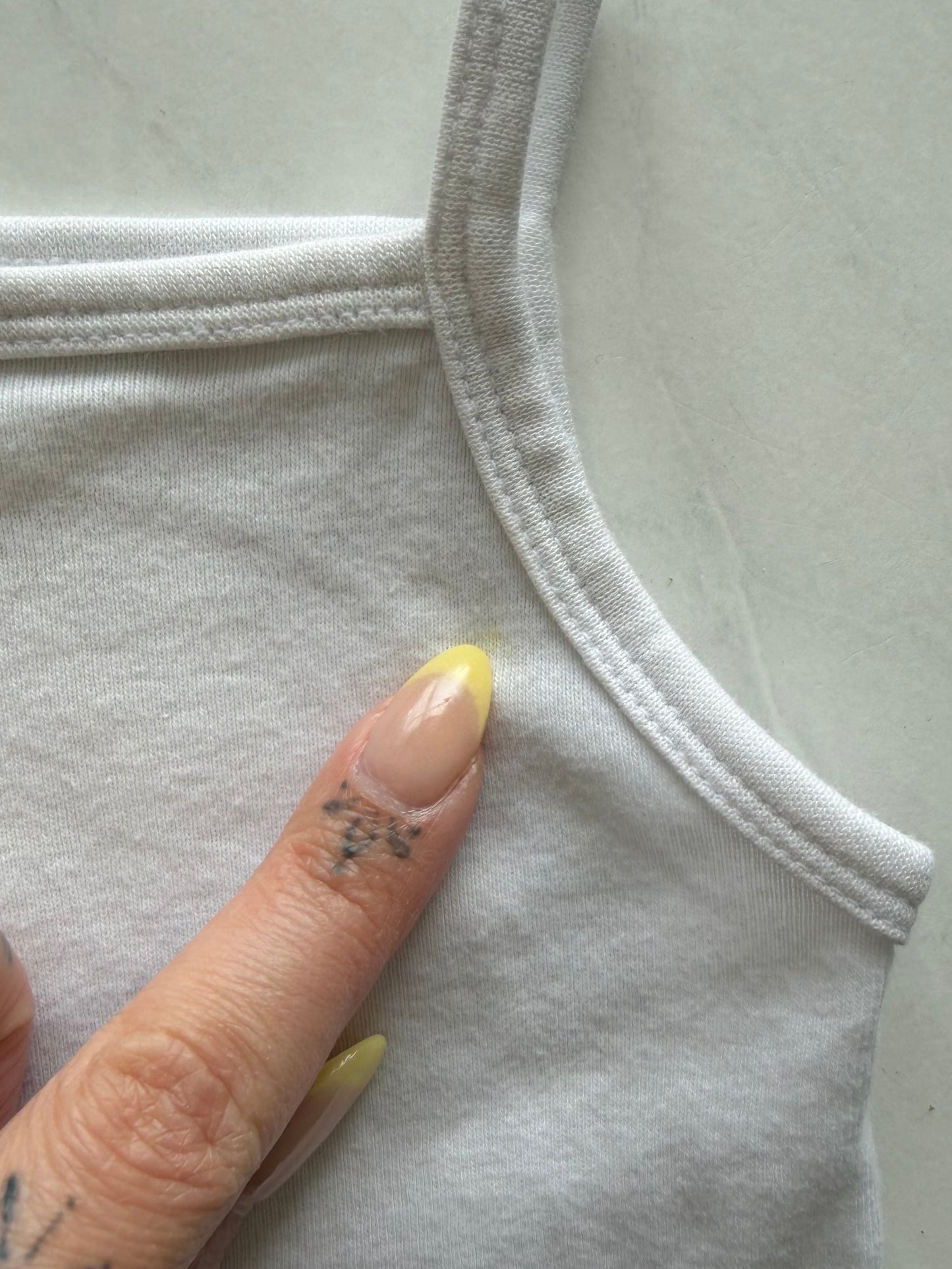 *Imparfait* Cache couche camisole - H&M - 2-4 mois