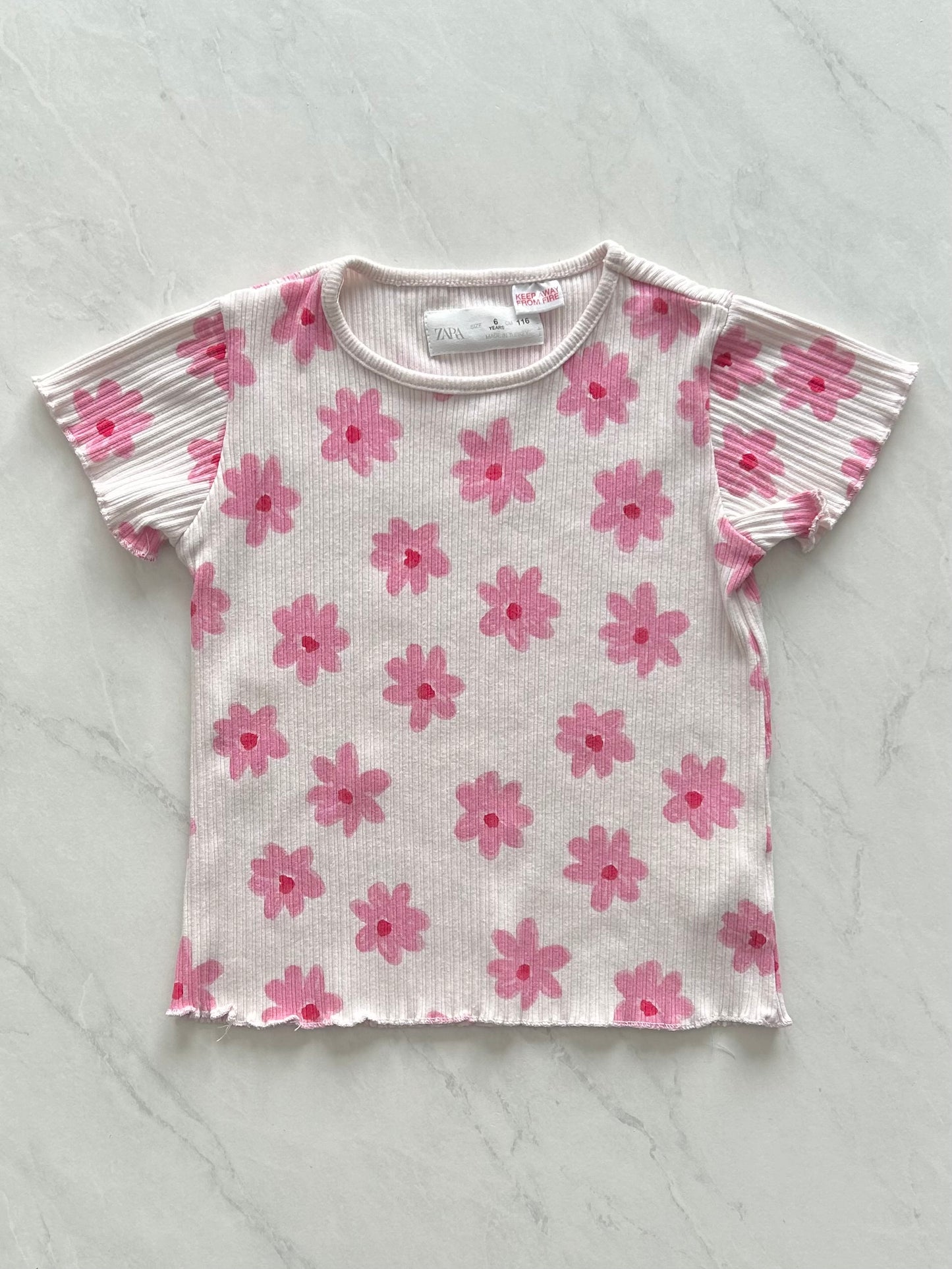 T-shirt côtelé - Zara - 6 ans (fait petit)