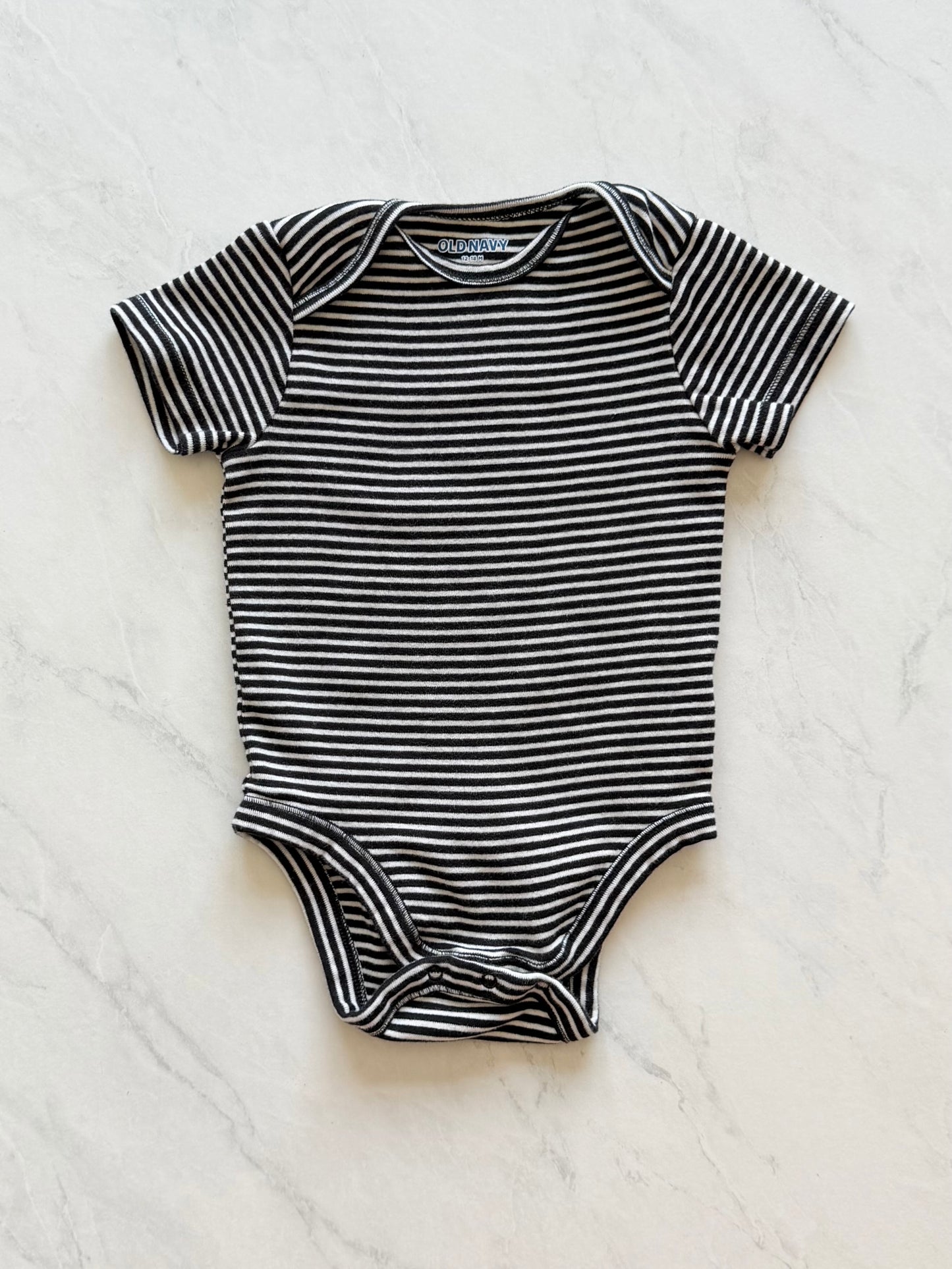 Cache couche - Old navy - 12-18 mois