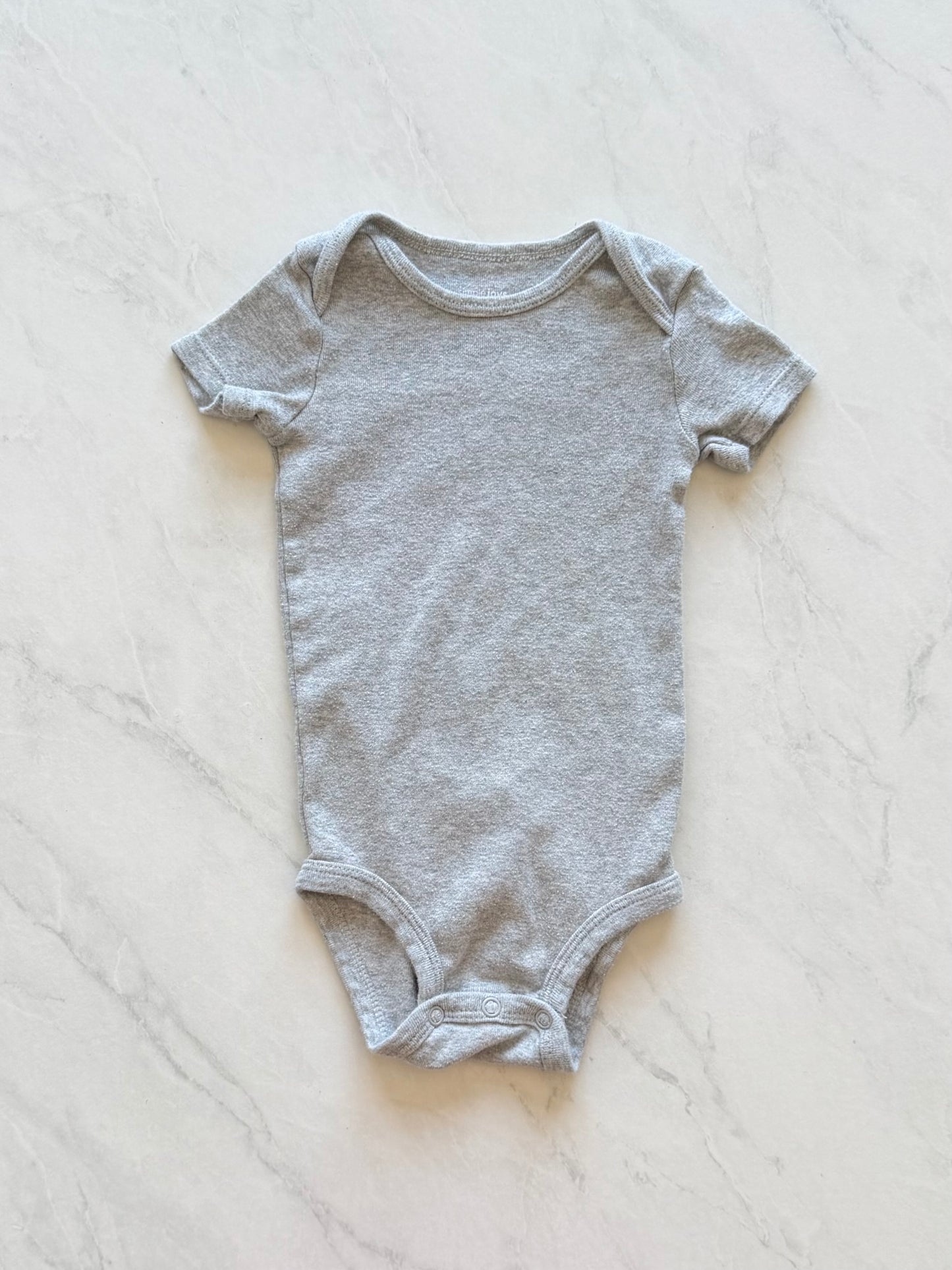 Cache couche - Carters - 6-9 mois