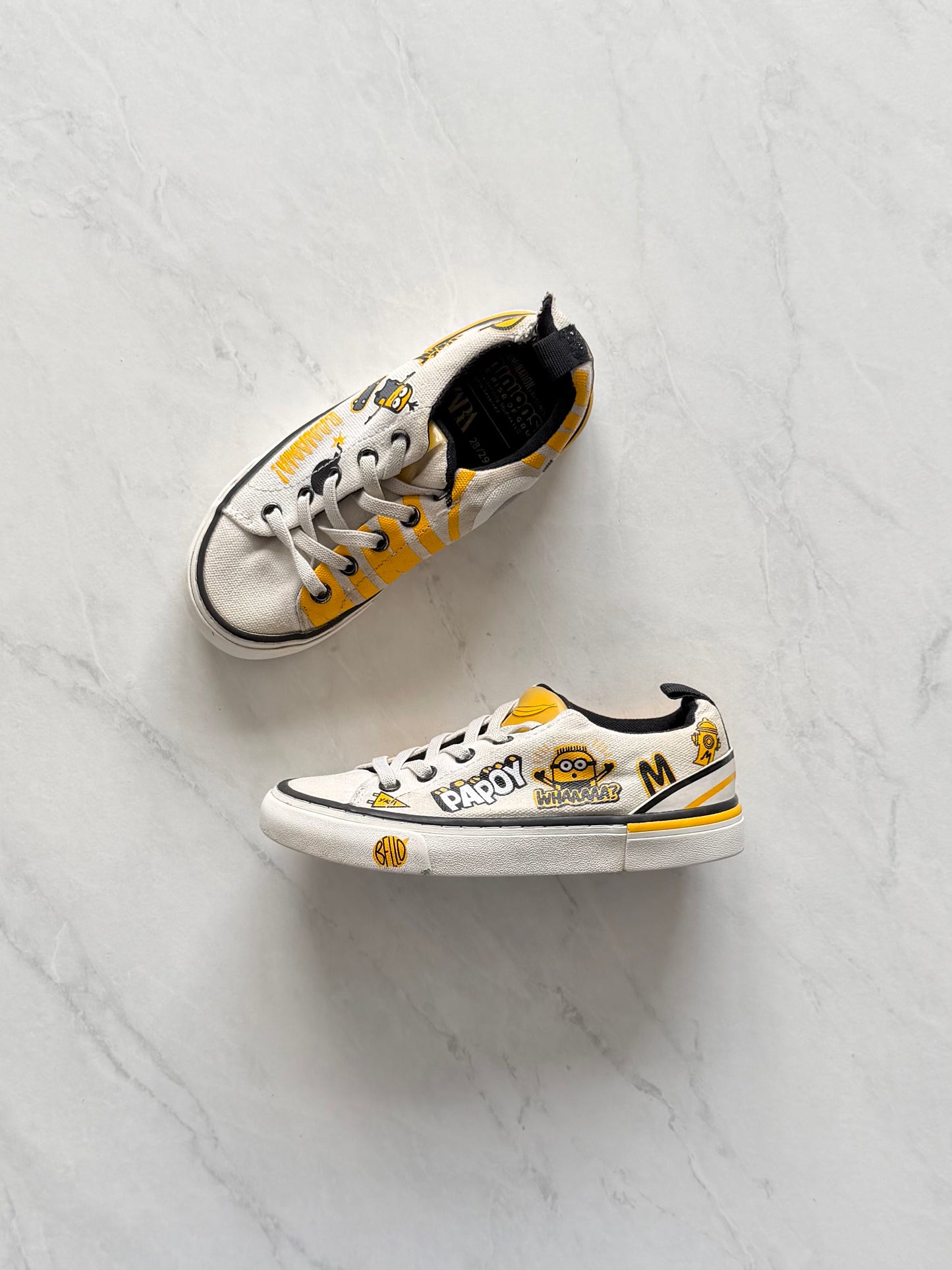 Souliers - Zara X Minions - 28/29 (US 11)