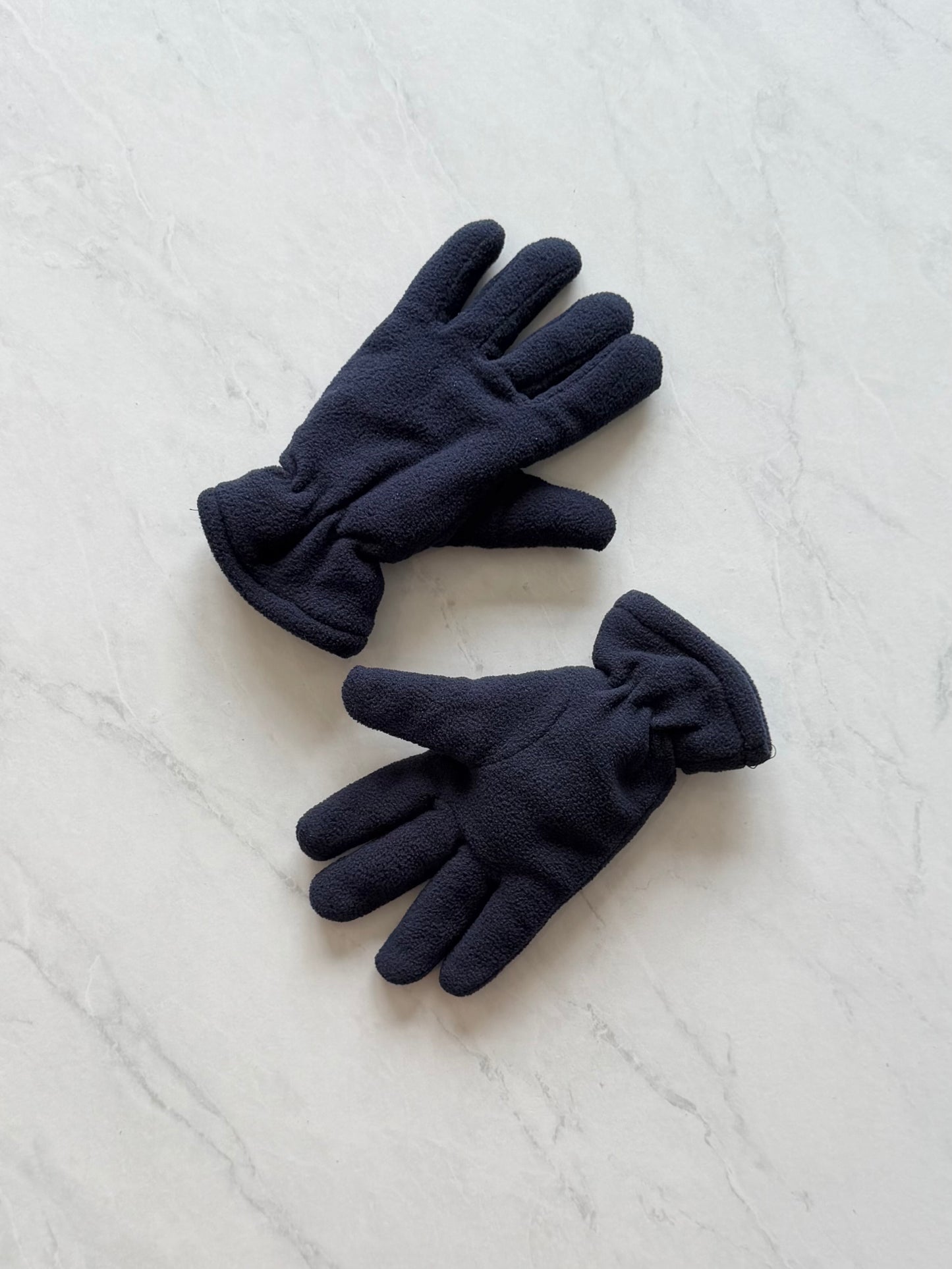 Gants en polar - aucune étiquette - approx 5-6 ans