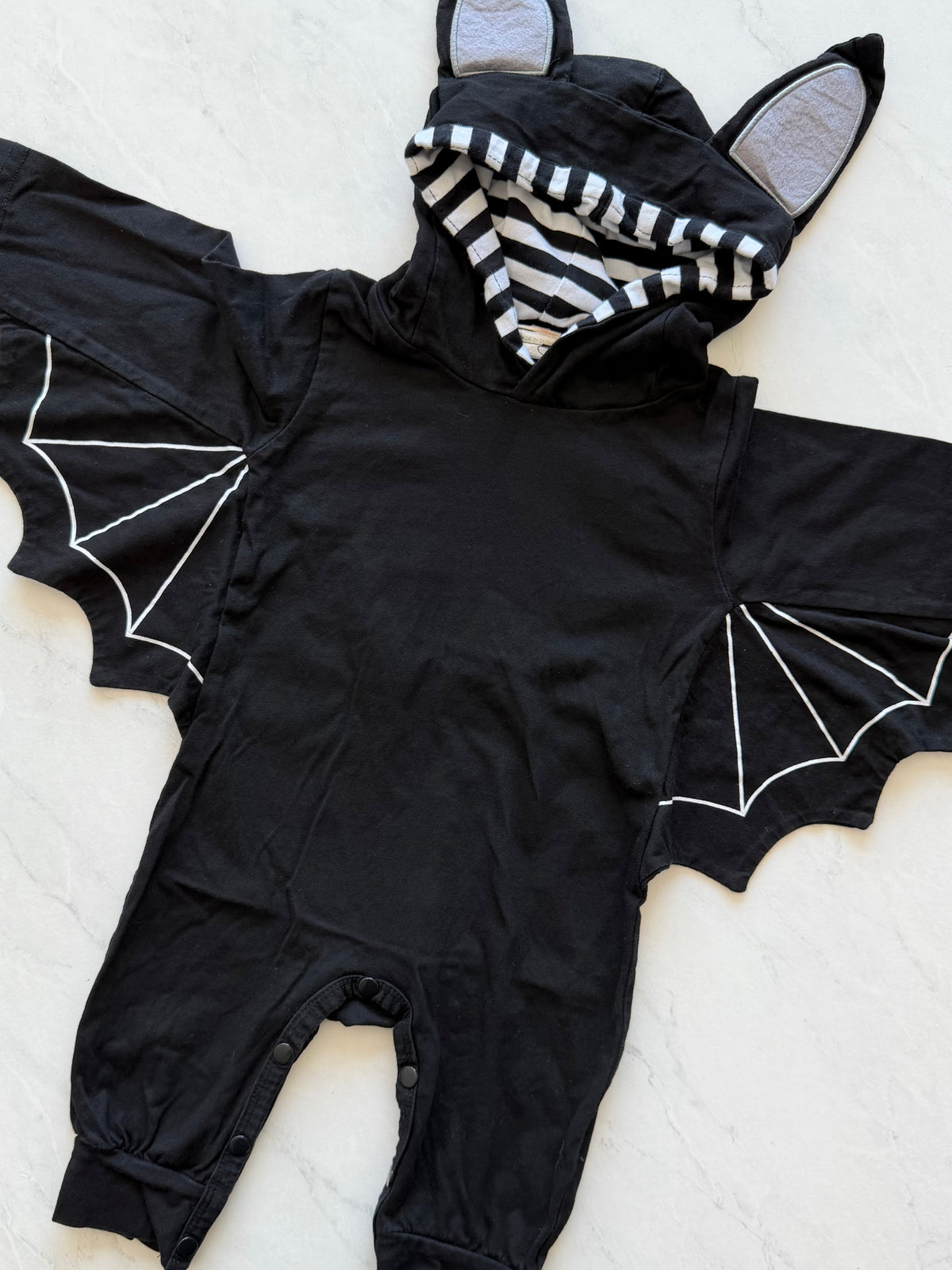 Combinaison une pièce chauve souris - aucune marque - 12 mois