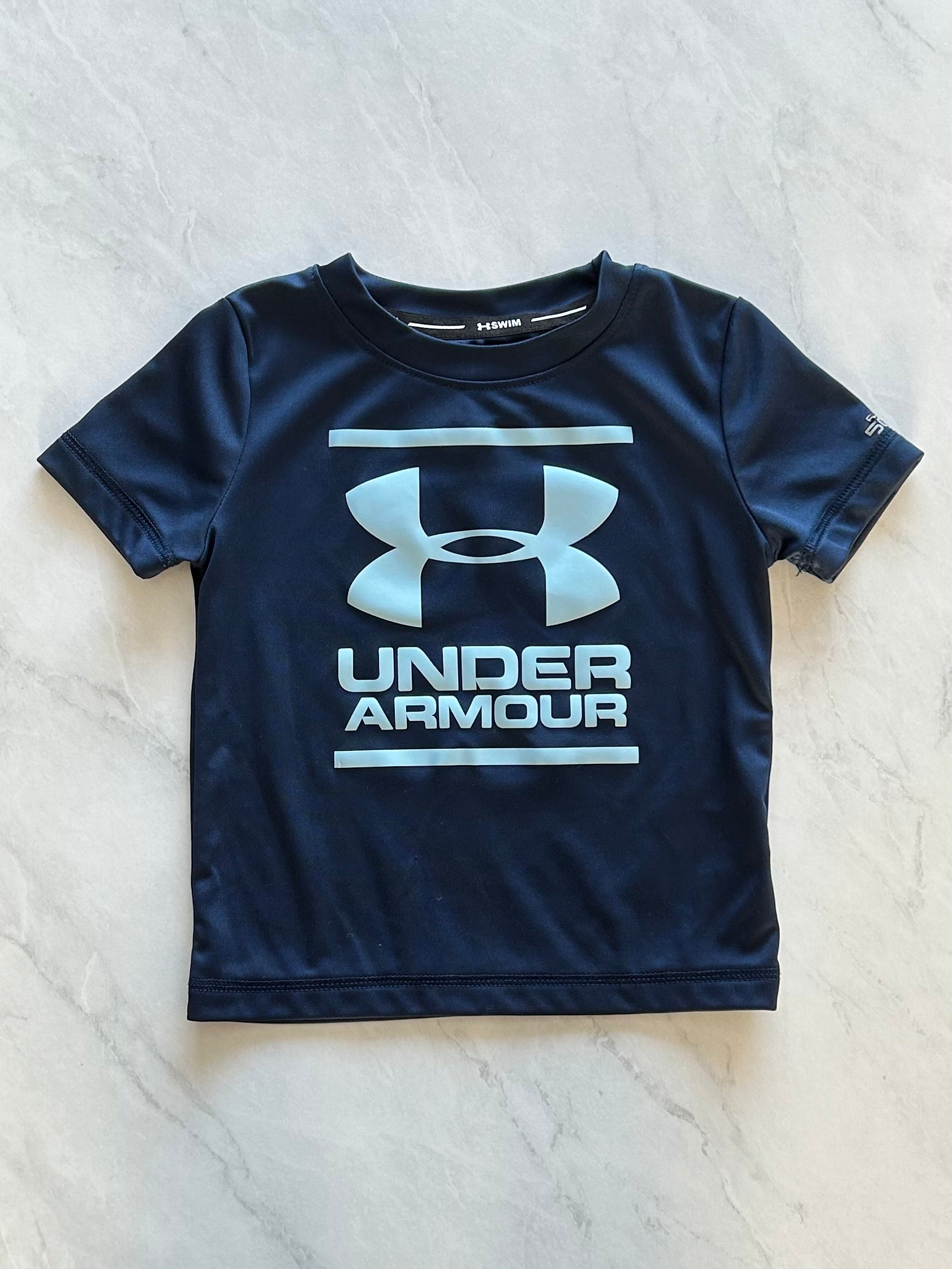T shirt maillot de bain Under armour 18 mois