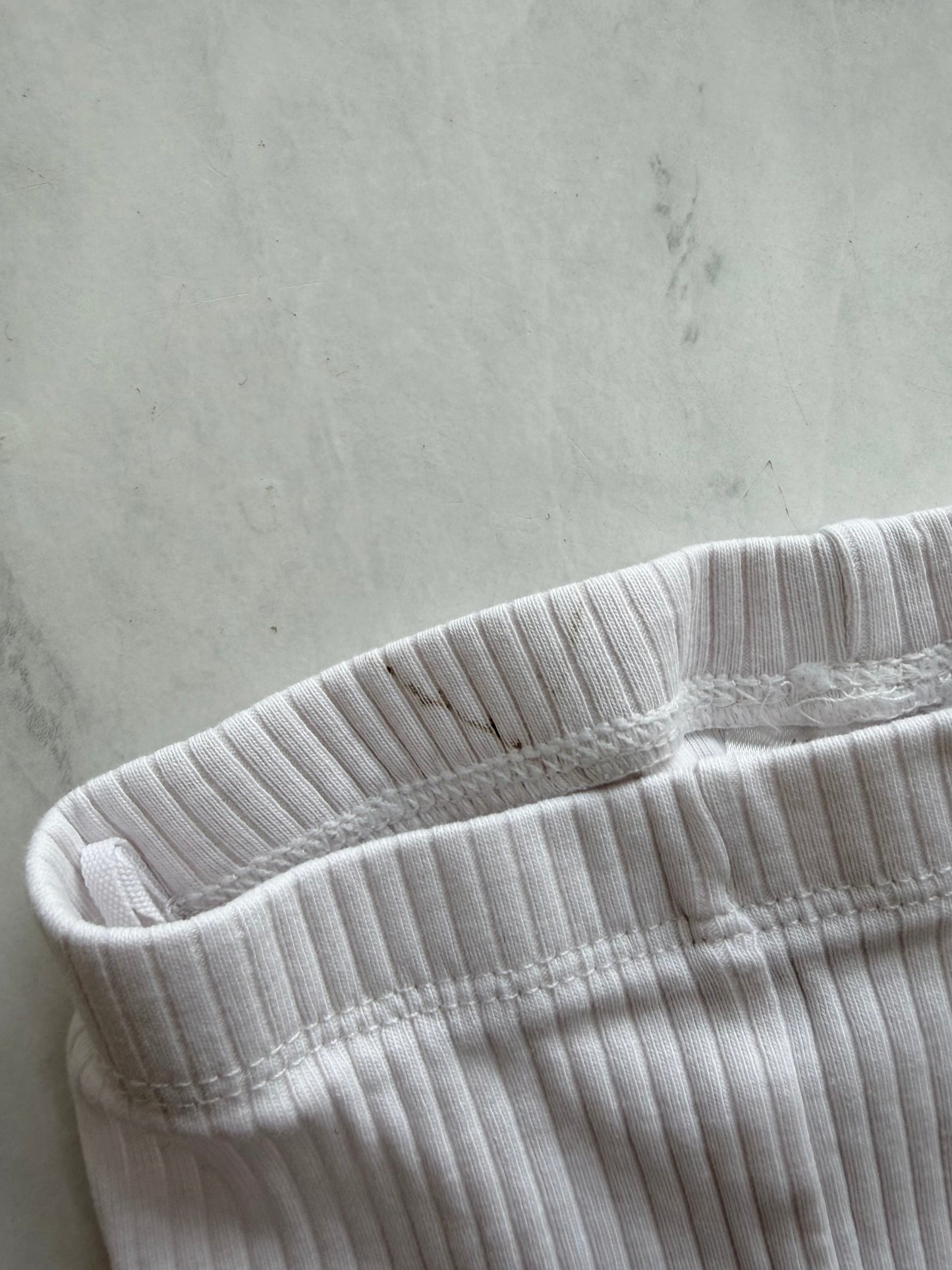 *Imparfait* Short côtelé - H&M - 2-4 mois