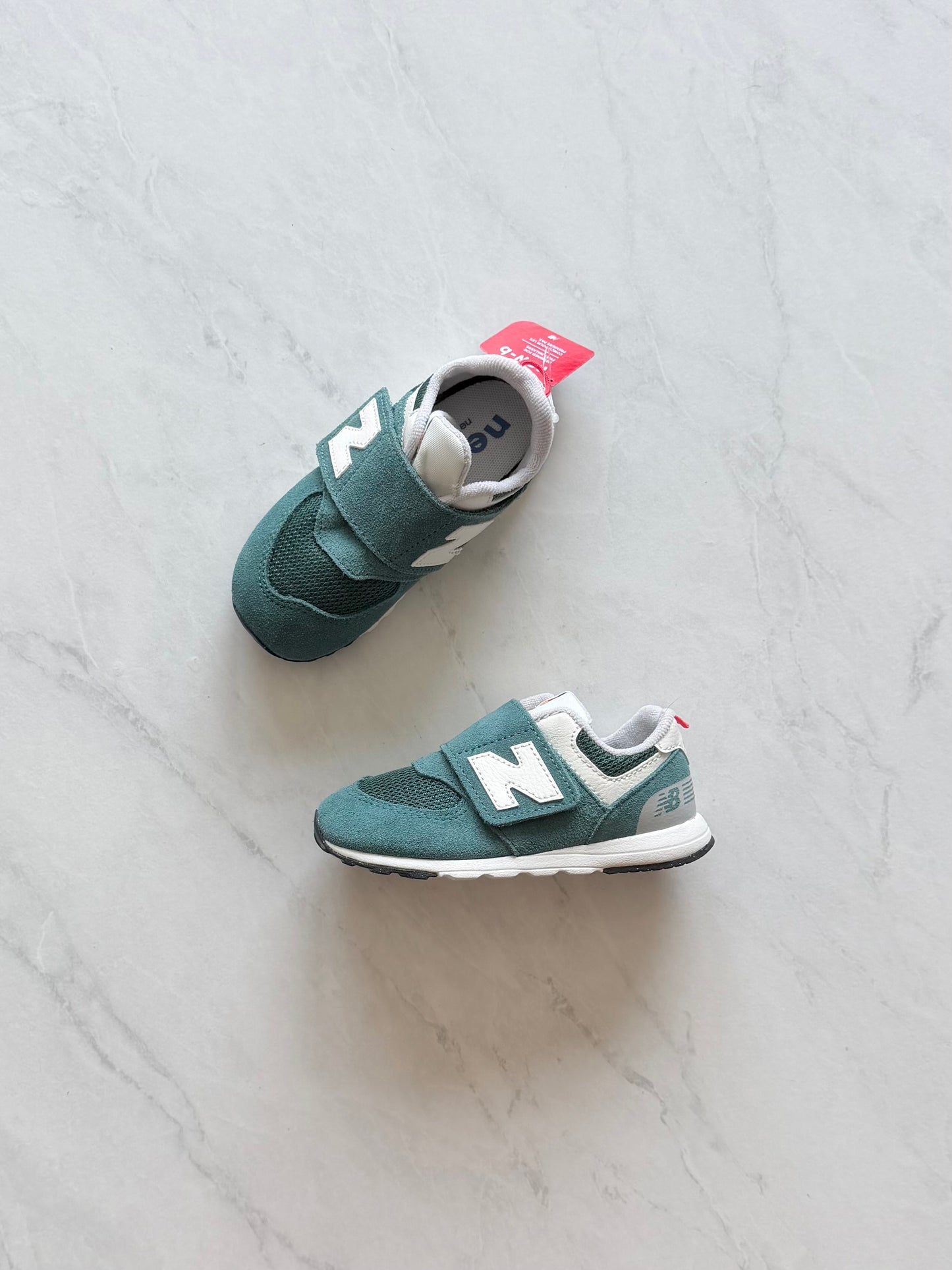NEUF Souliers - New Balance - US 7