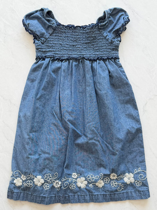 Robe - aucune marque - 6 ans