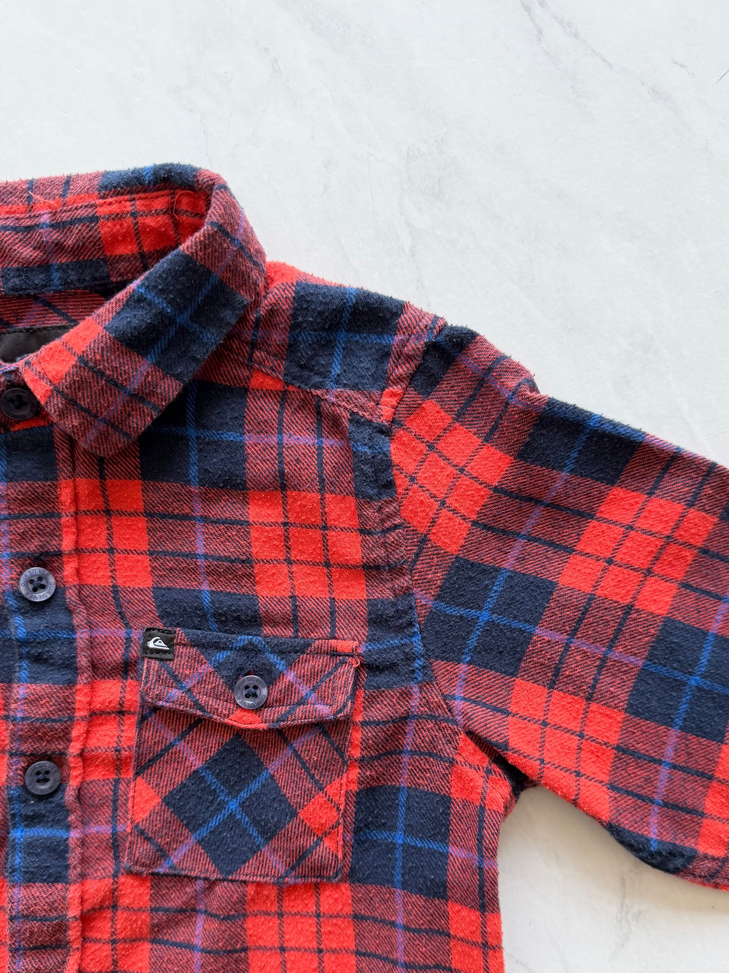 Chemise - QuickSilver - 4 ans (légèrement mousseux)