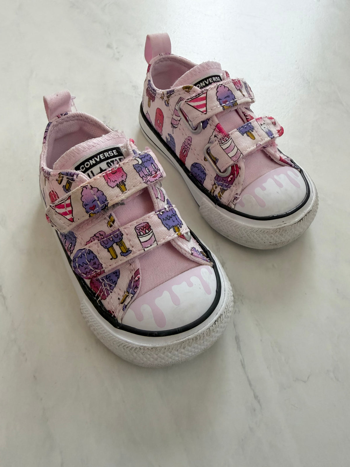 *Imparfait* Souliers à velcros - Converse - US 4