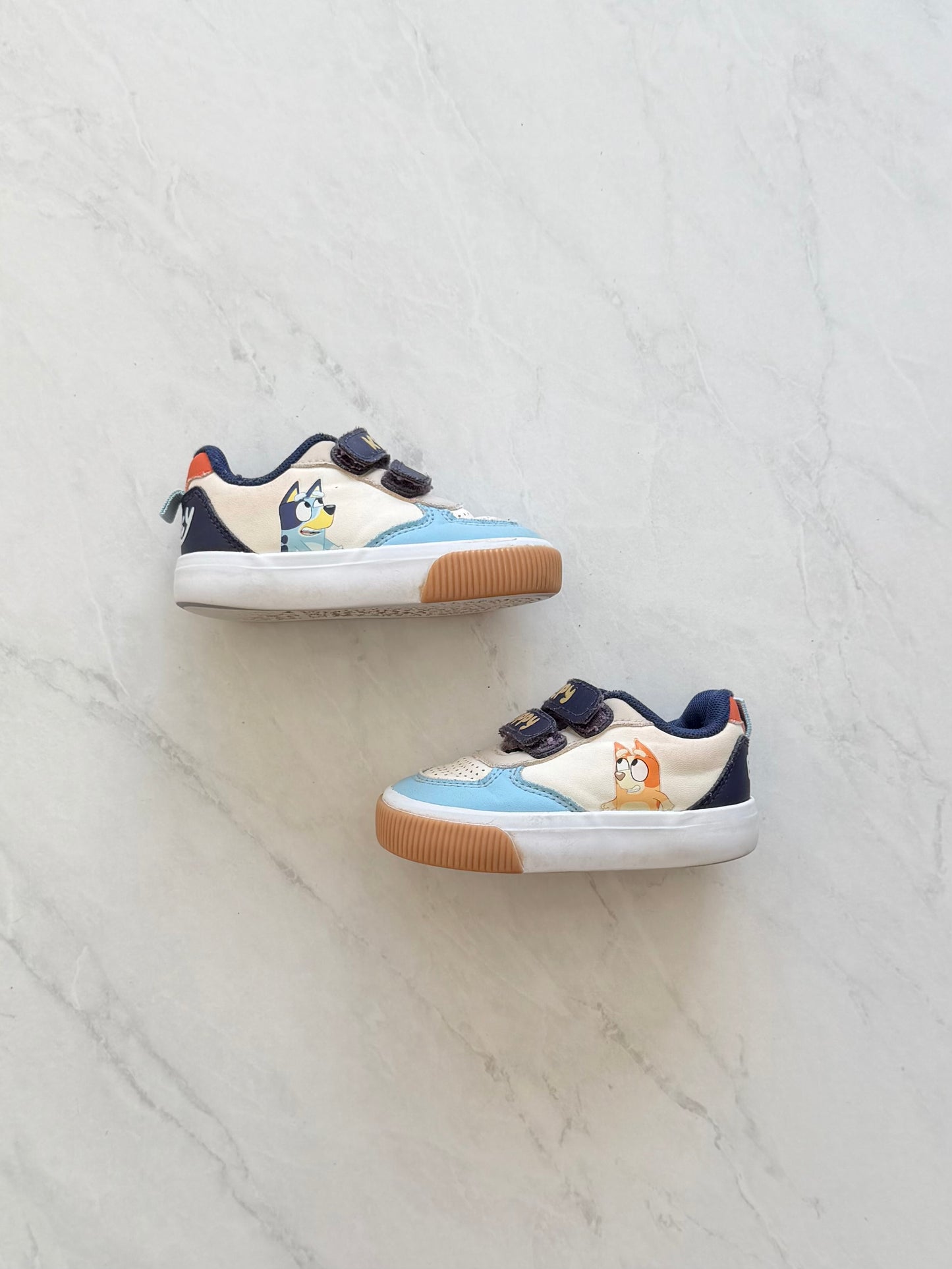 Souliers à velcros - Bluey - US 6