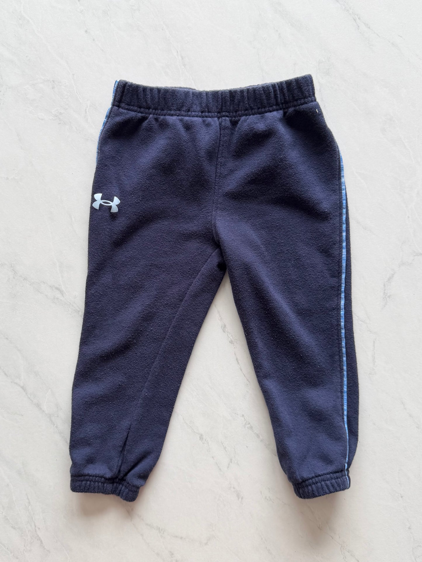 Jogging - Under Armour - 2T (légèrement mousseux)
