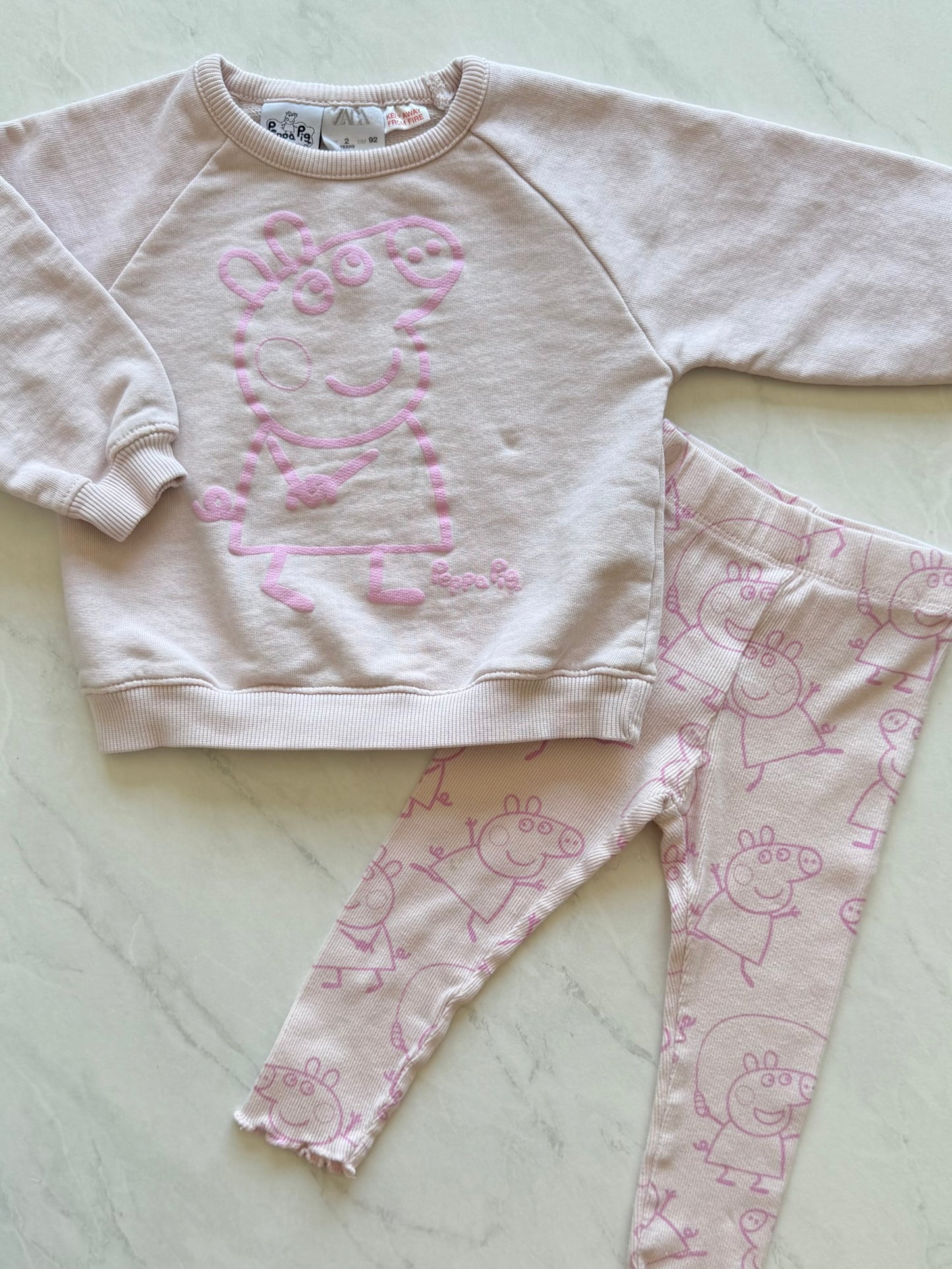 *Imparfait* Ensemble 2 pièces - Zara X Peppa Pig - 2 ans