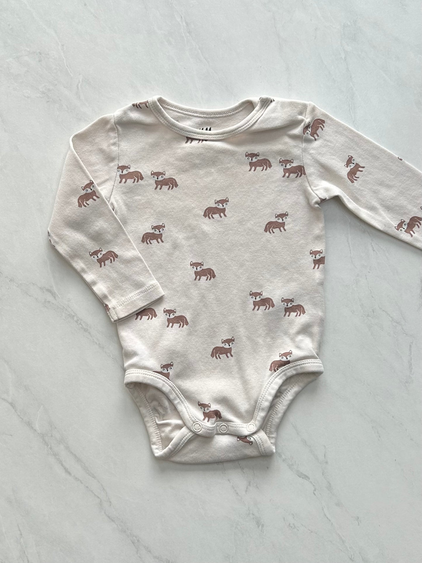 *Imparfait* Cache couche manches longues - H&M - 6-9 mois