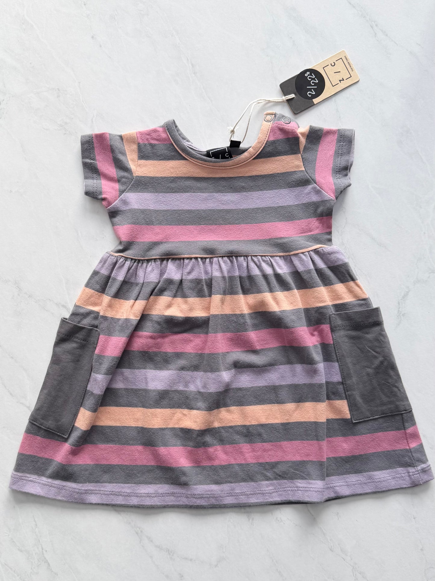 NEUF Robe - Z/C - 3 mois