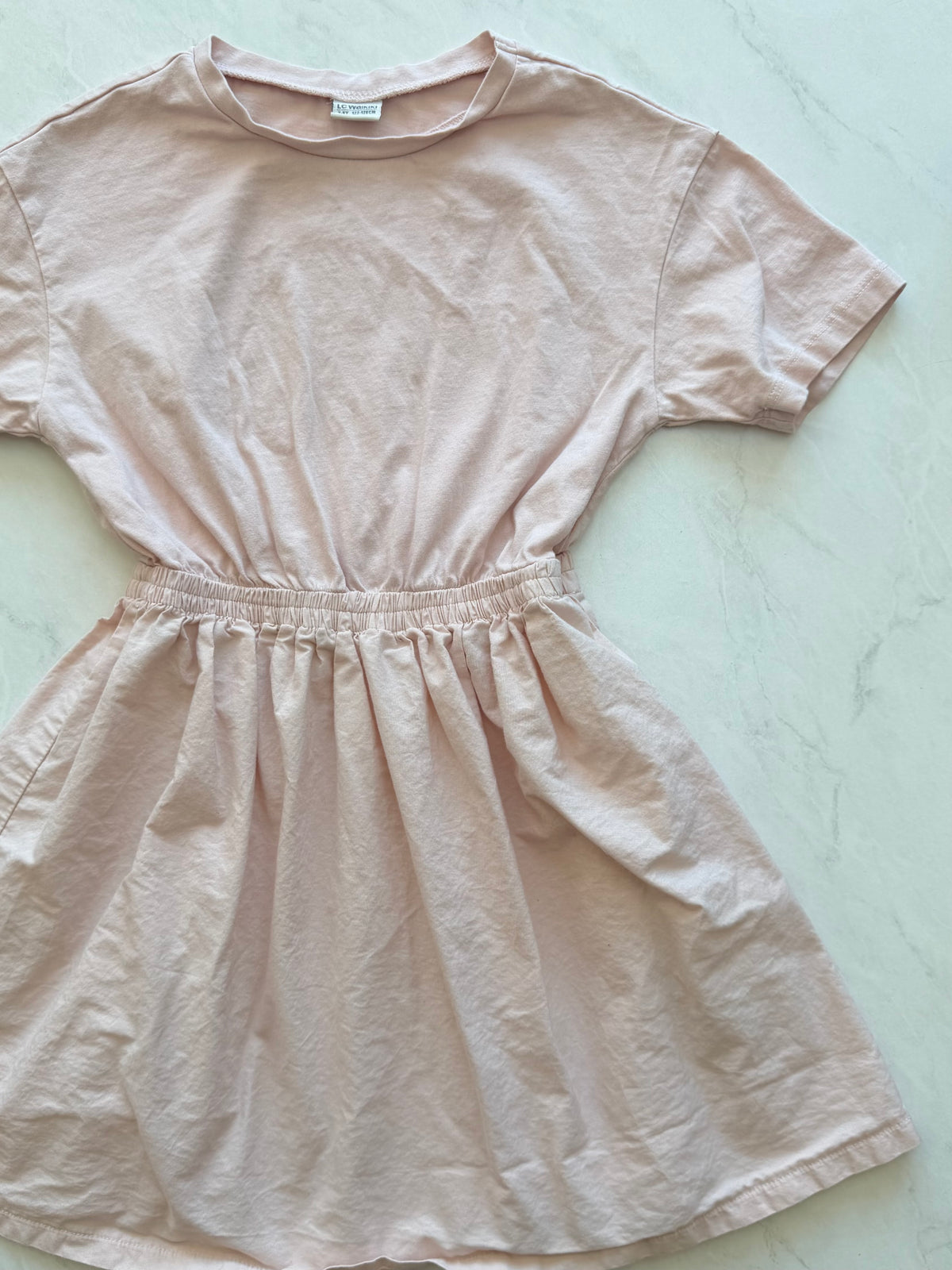 Robe - LC Waikiki - 7-8 ans