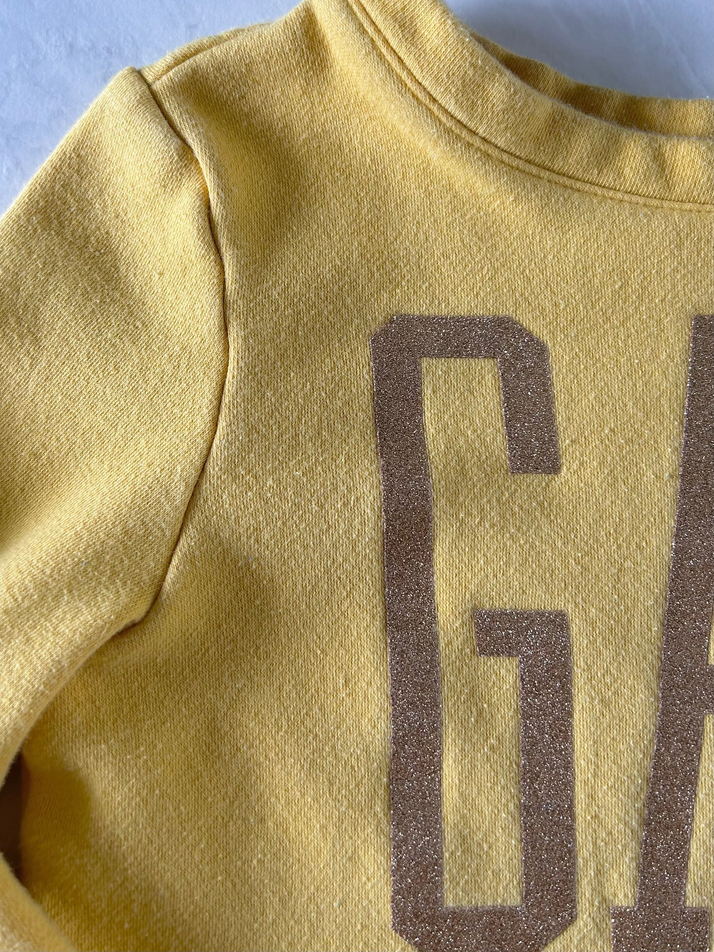 Crewneck - Gap - 6-7 ans (mousseux)