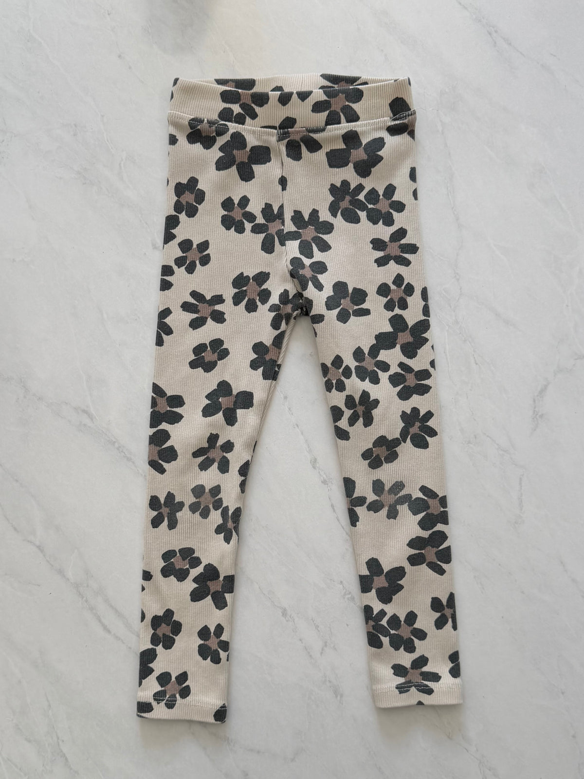 *Imparfait* Legging côtelé - Zara - 6 ans (fait petit)
