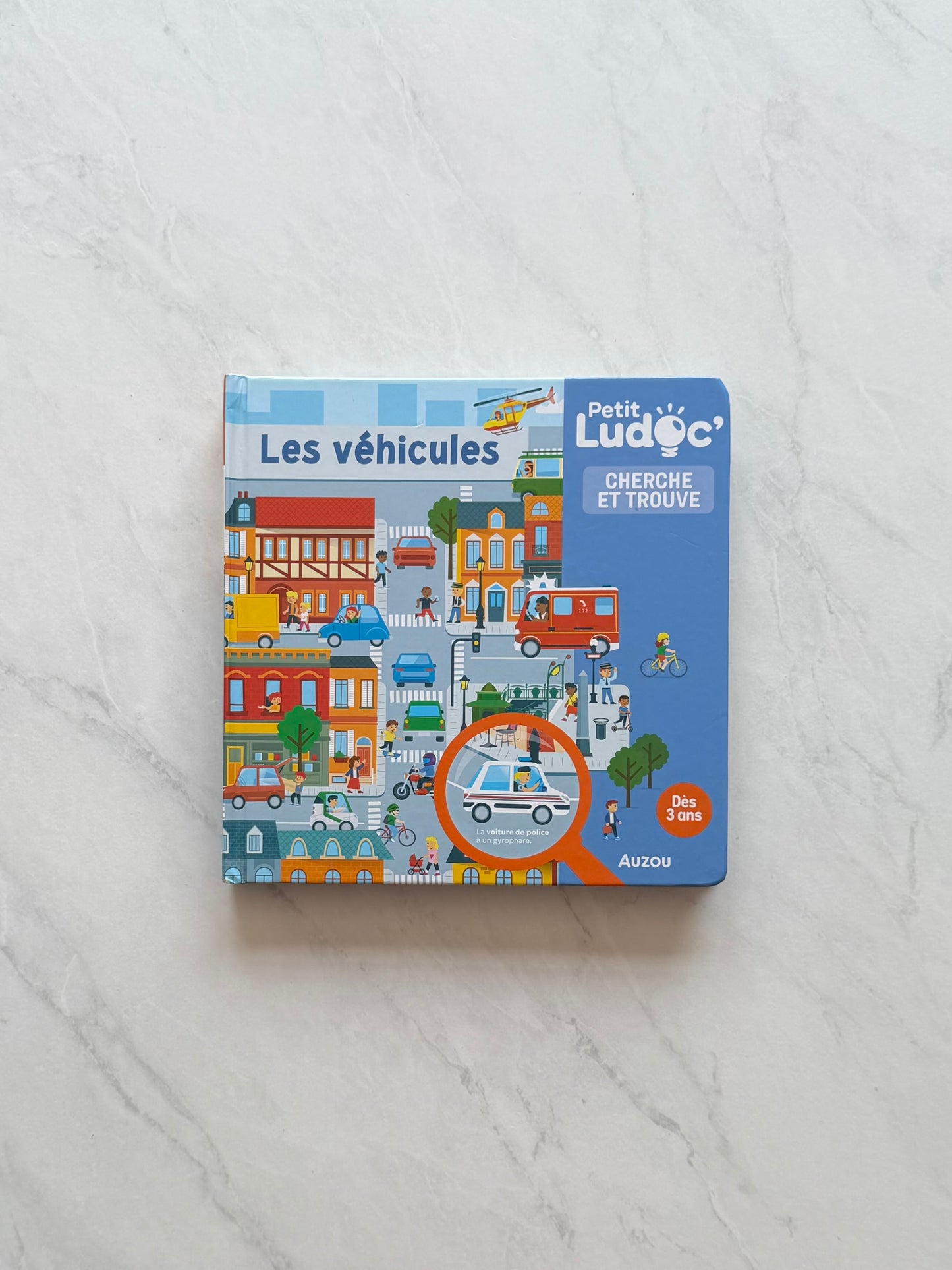 Livre cherche et trouve