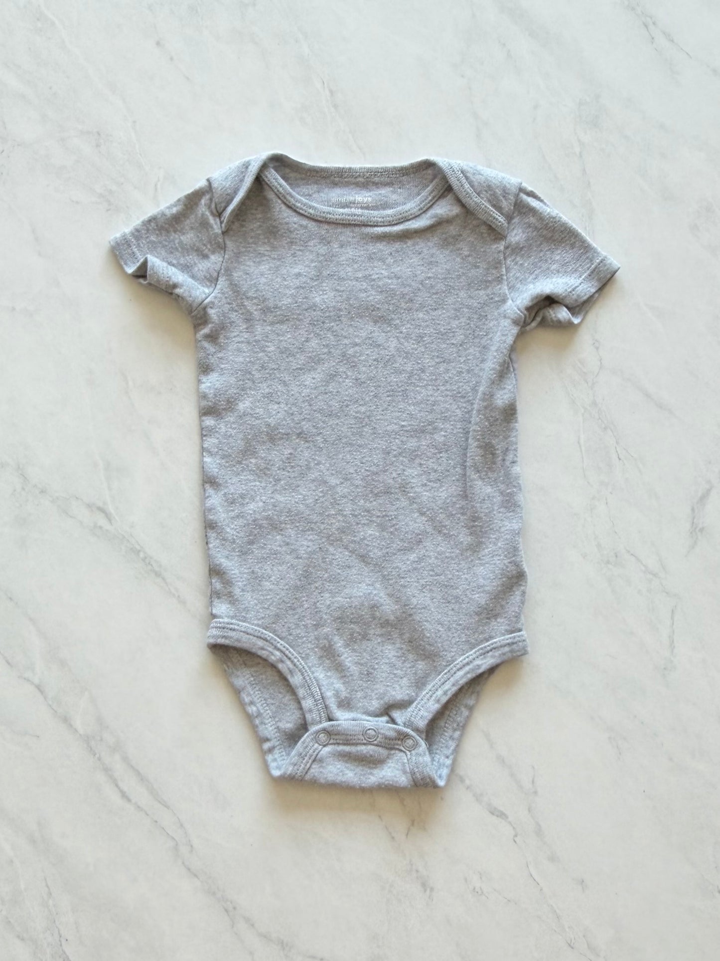 Cache couche - Carters - 6-9 mois