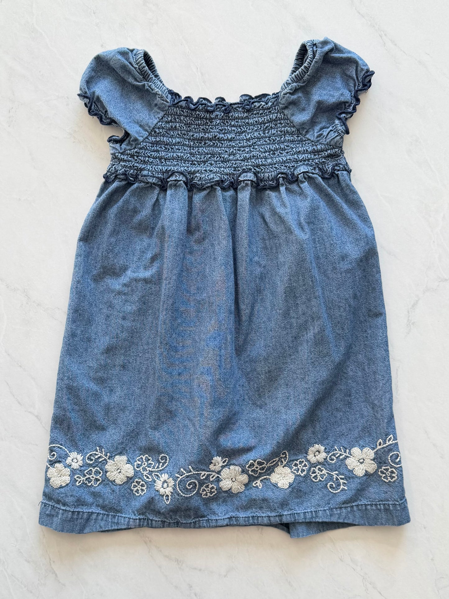 Robe - aucune marque - 4 ans