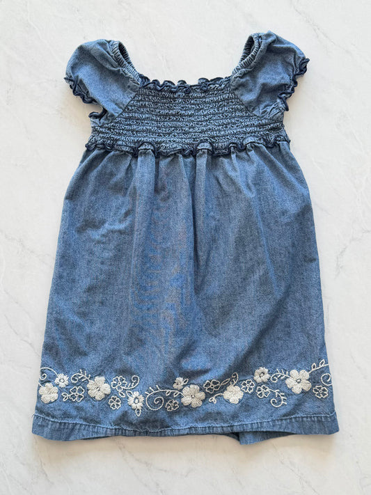 Robe - aucune marque - 4 ans