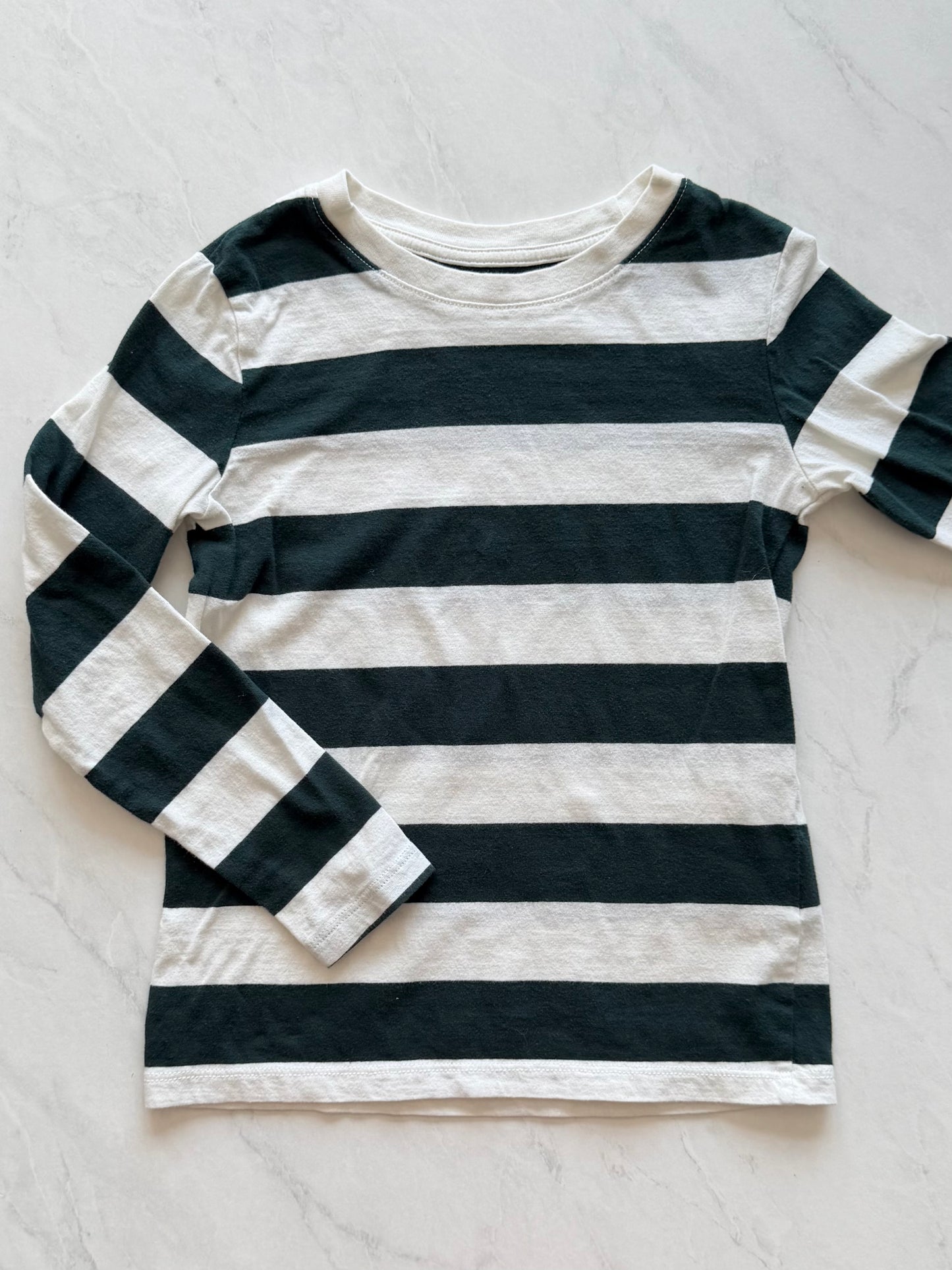 *Imparfait* Chandail manches longues - H&M - 6-8 ans