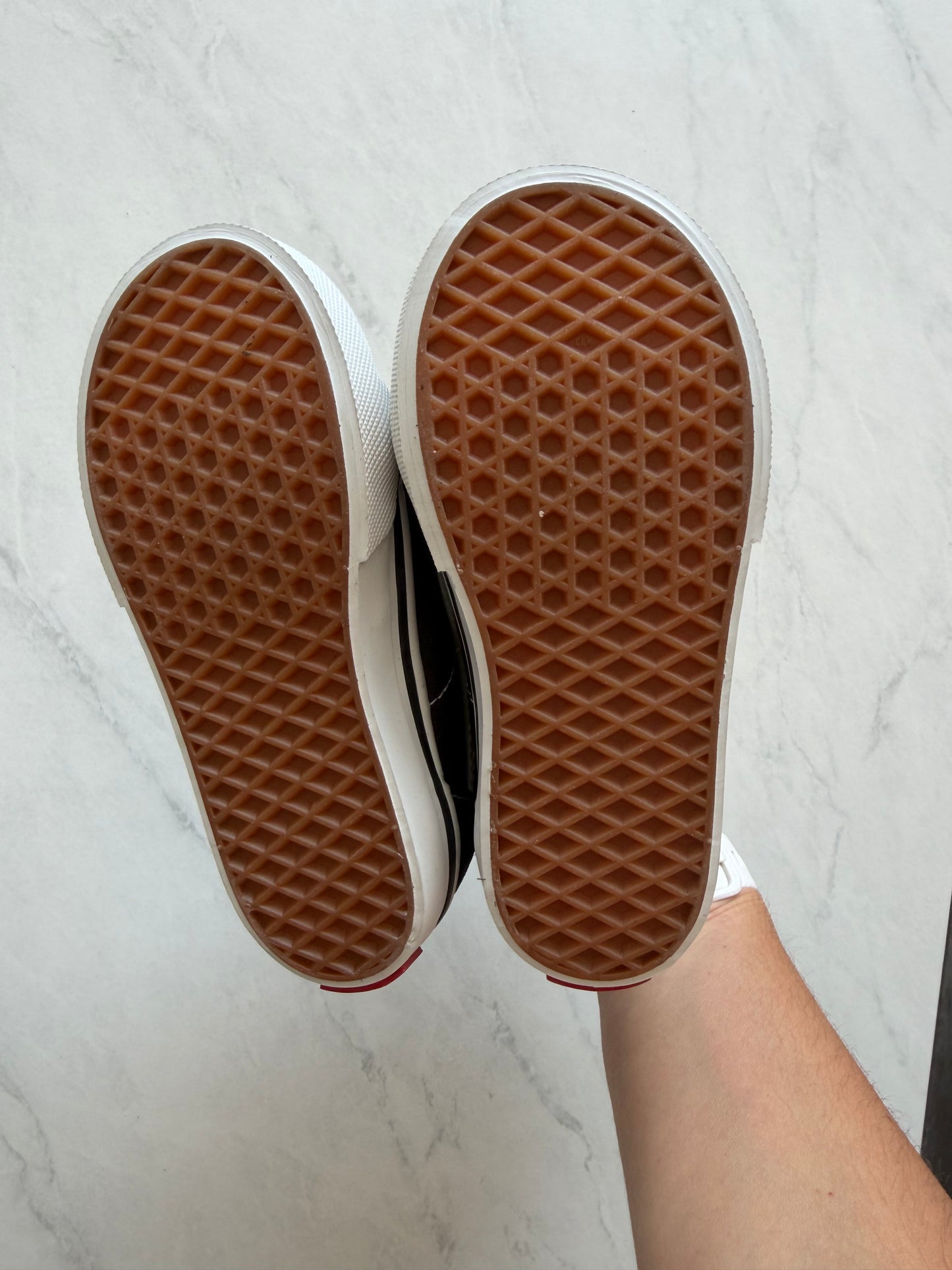 NEUF Souliers - Vans - 7.5