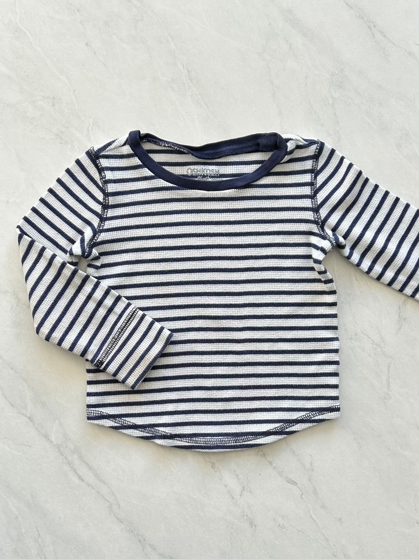 *Imparfait* Chandail manches longues - OshKosh - 3T (fait petit)