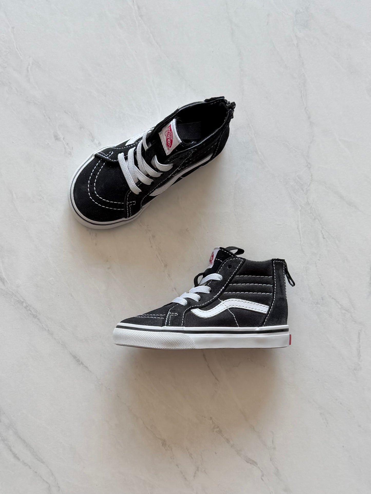 NEUF Souliers - Vans - 7.5