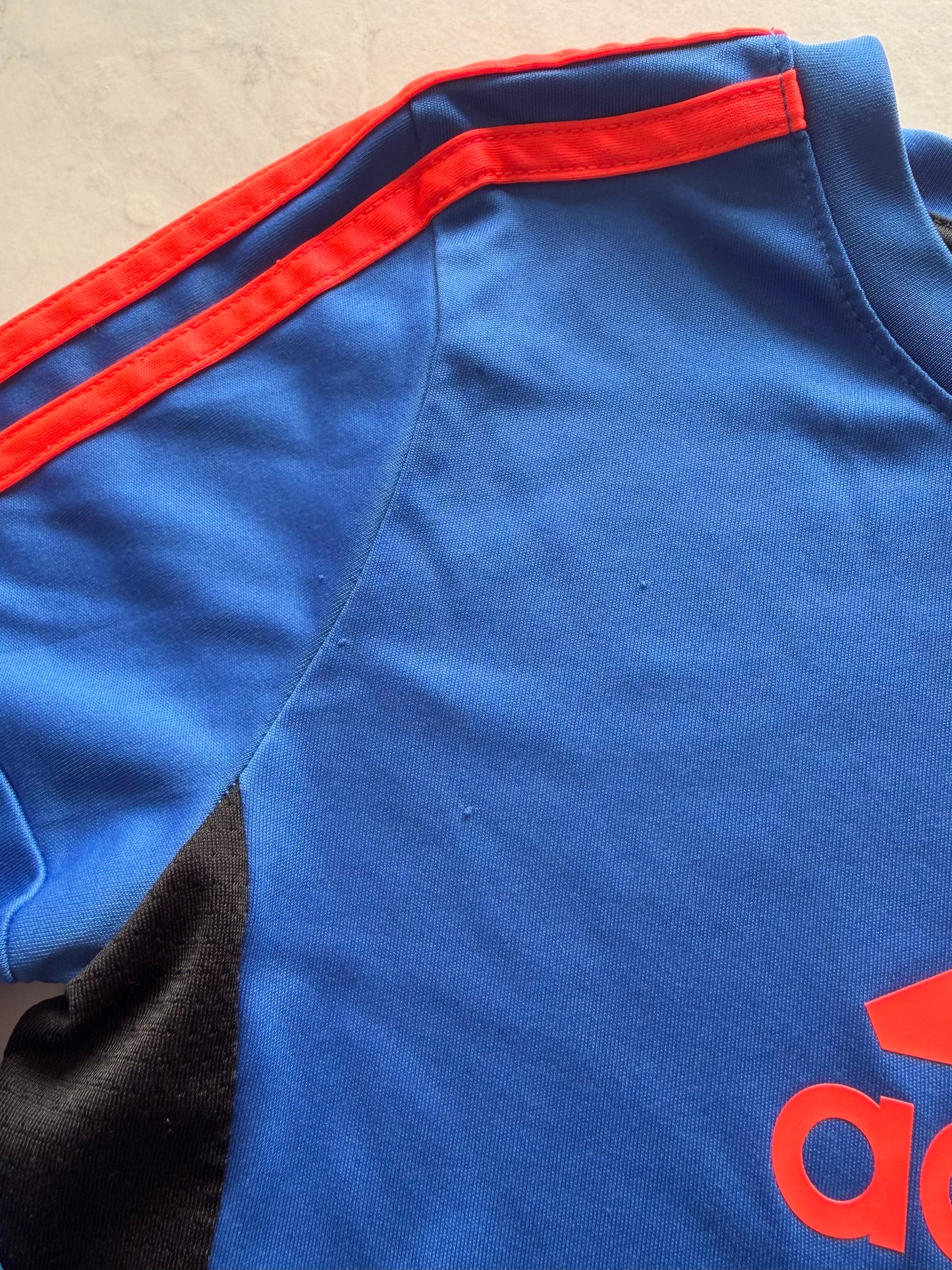 Chandail manches longues - Adidas - 4T (petites mailles tirées)