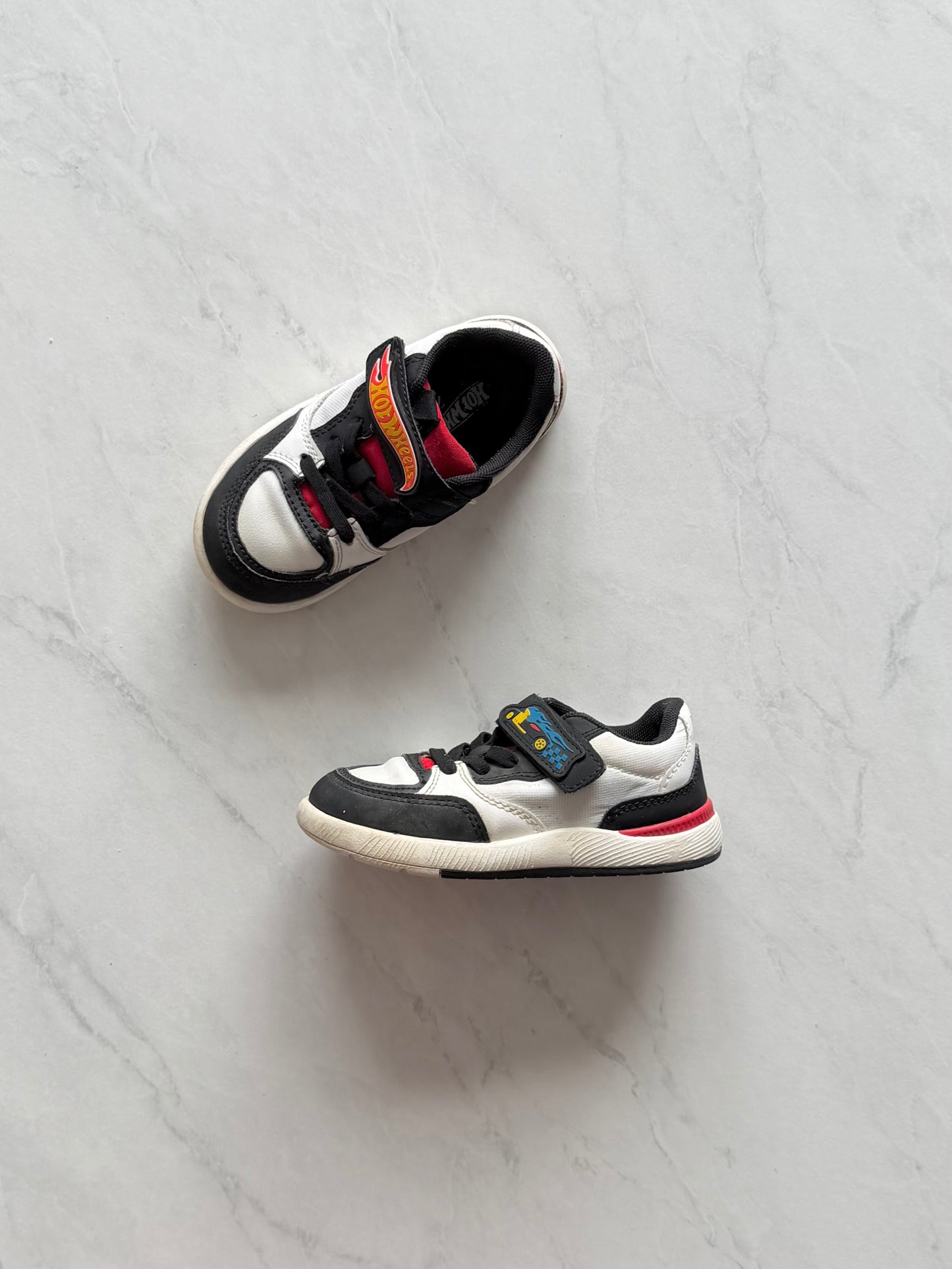 Souliers - Zara X Hot Wheels - 25 (US 9)