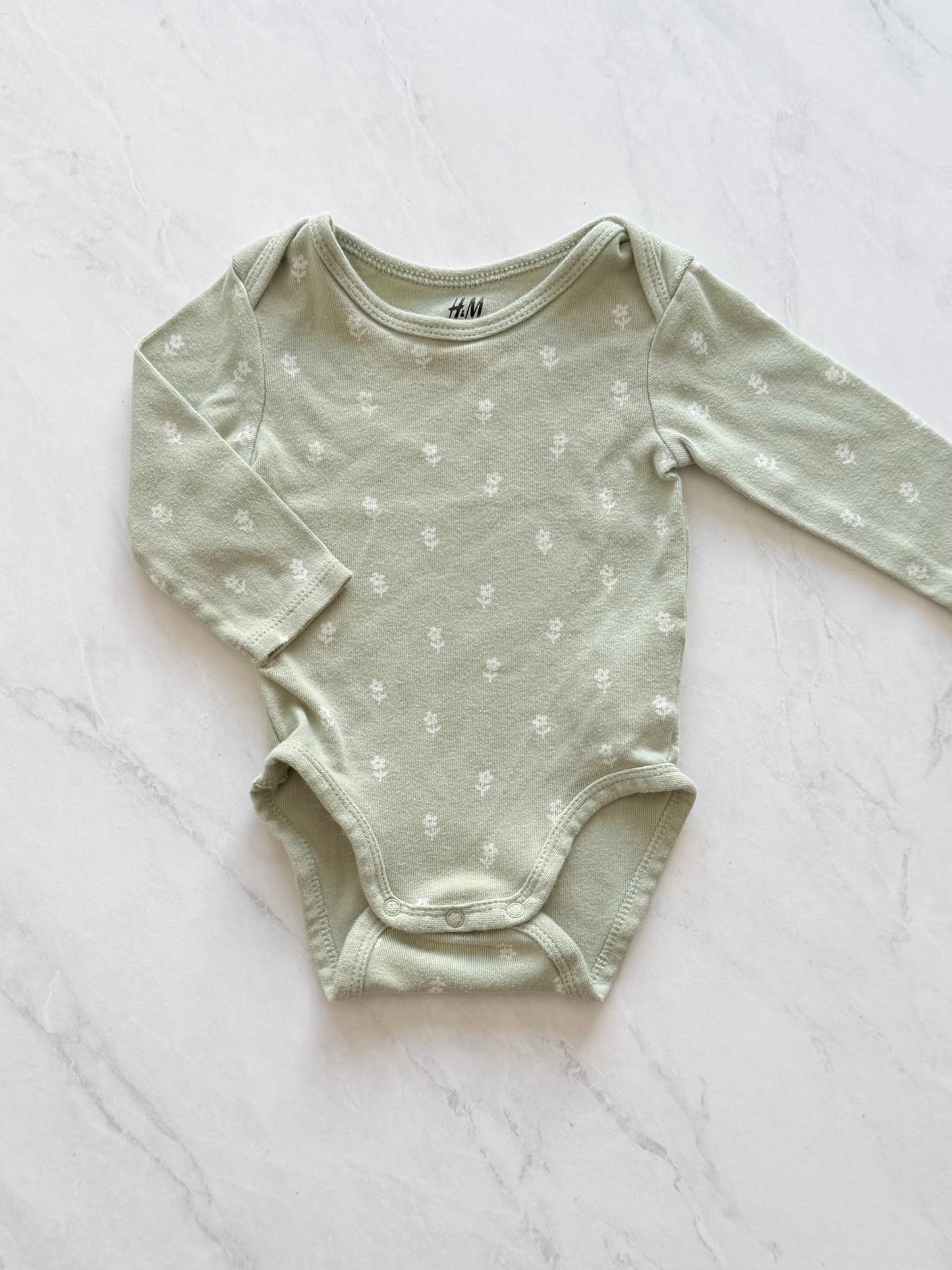 Cache couche manches longues - H&M - 2-4 mois