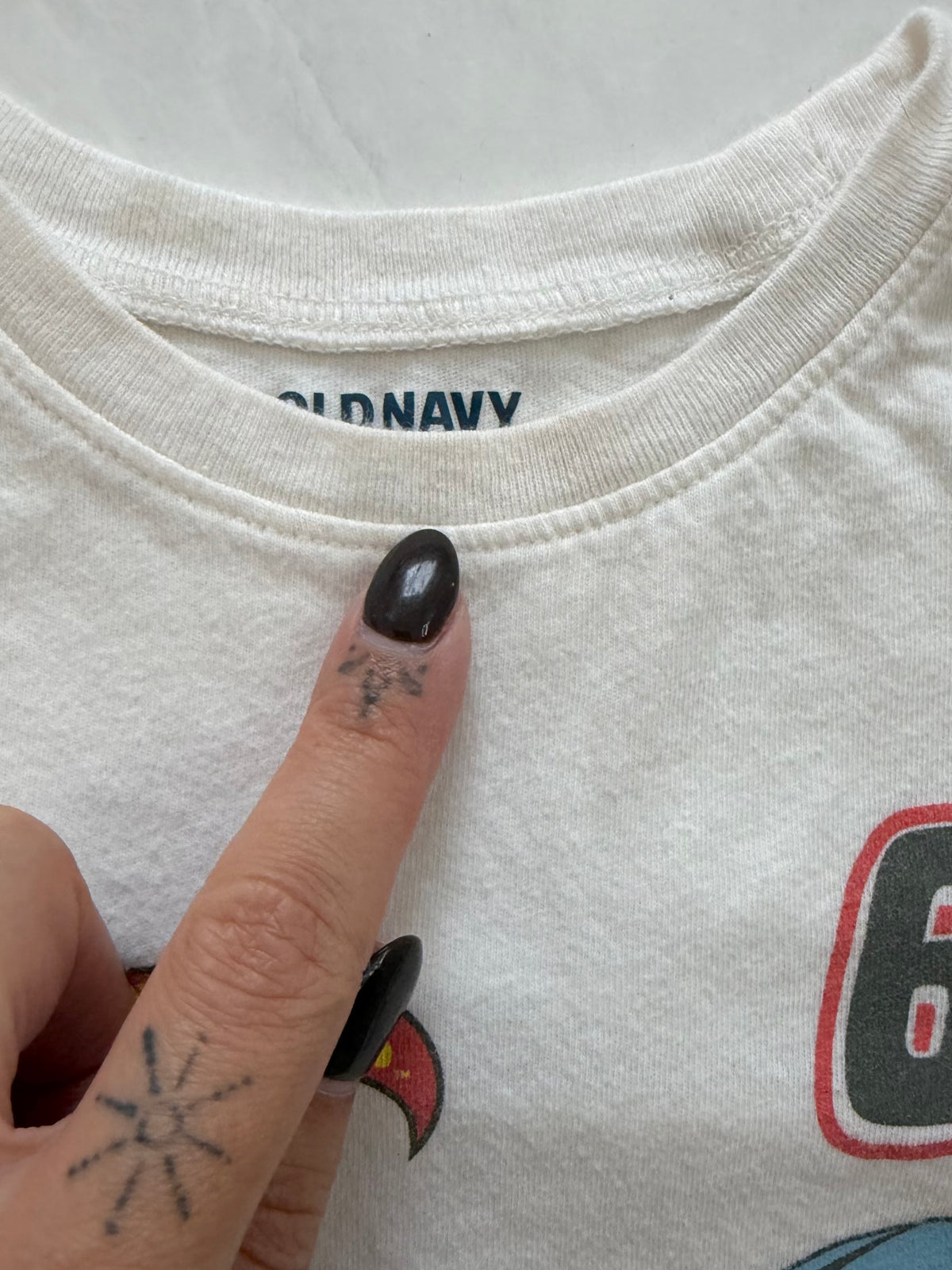 *Imparfait* T-shirt - Old Navy - 5T