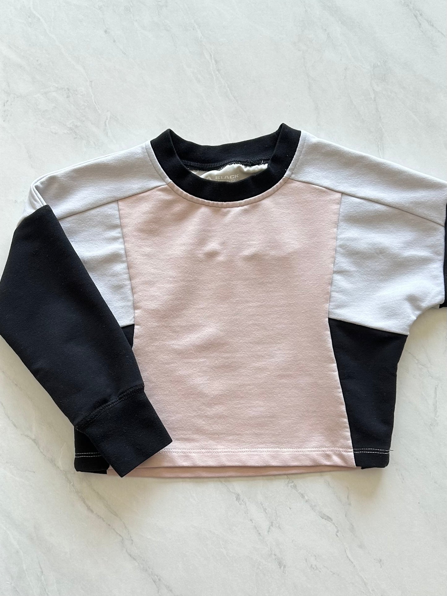 Chandail « crop » - Black Mountain - 4 ans