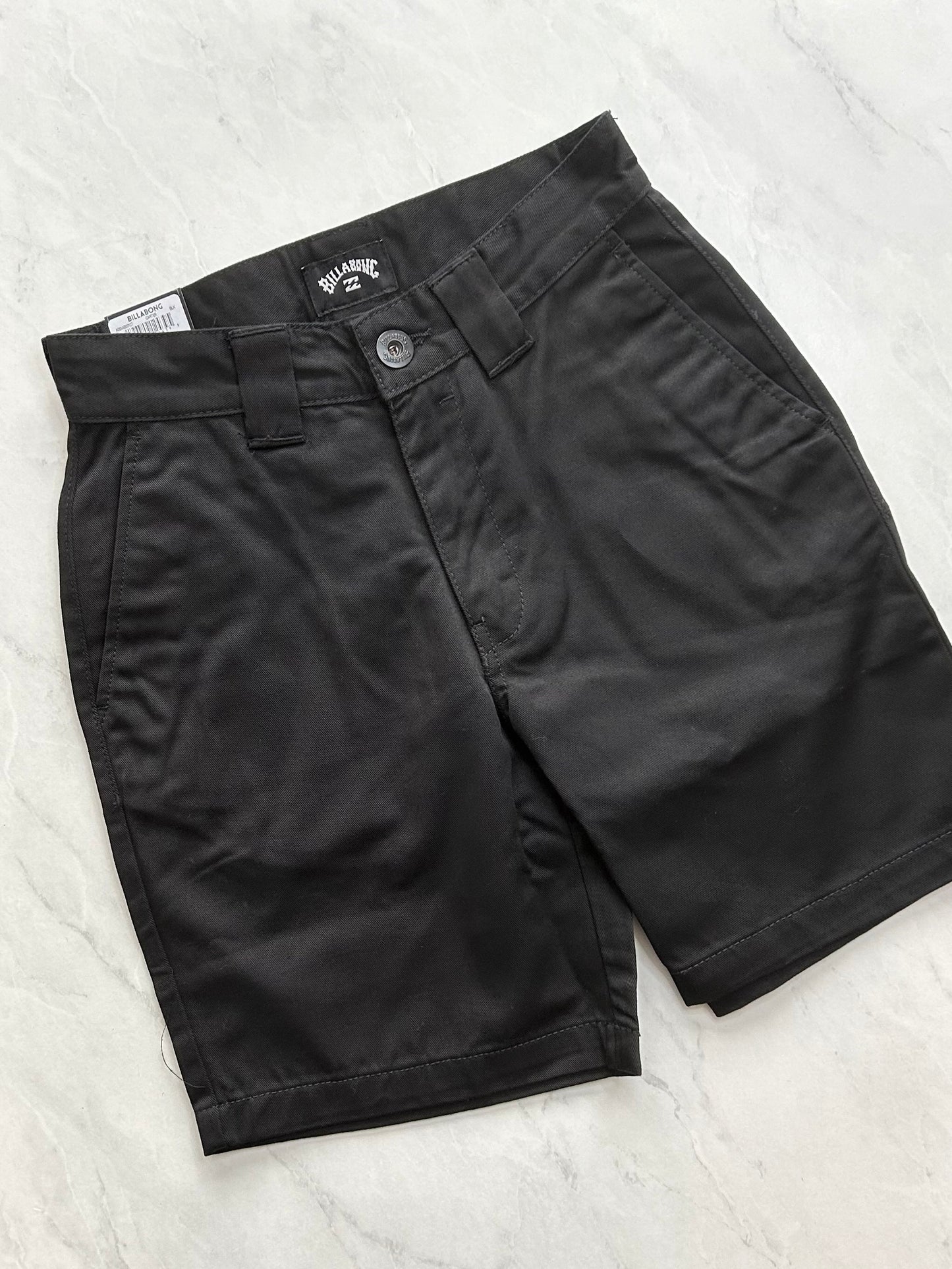 NEUF Short - Billabong - 23 (8-10 ans)