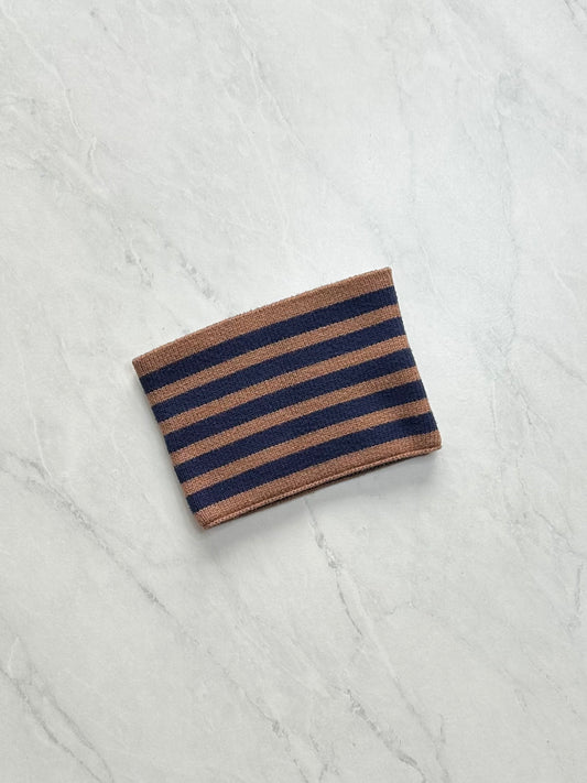 Cache cou - Tag - 12-24 mois