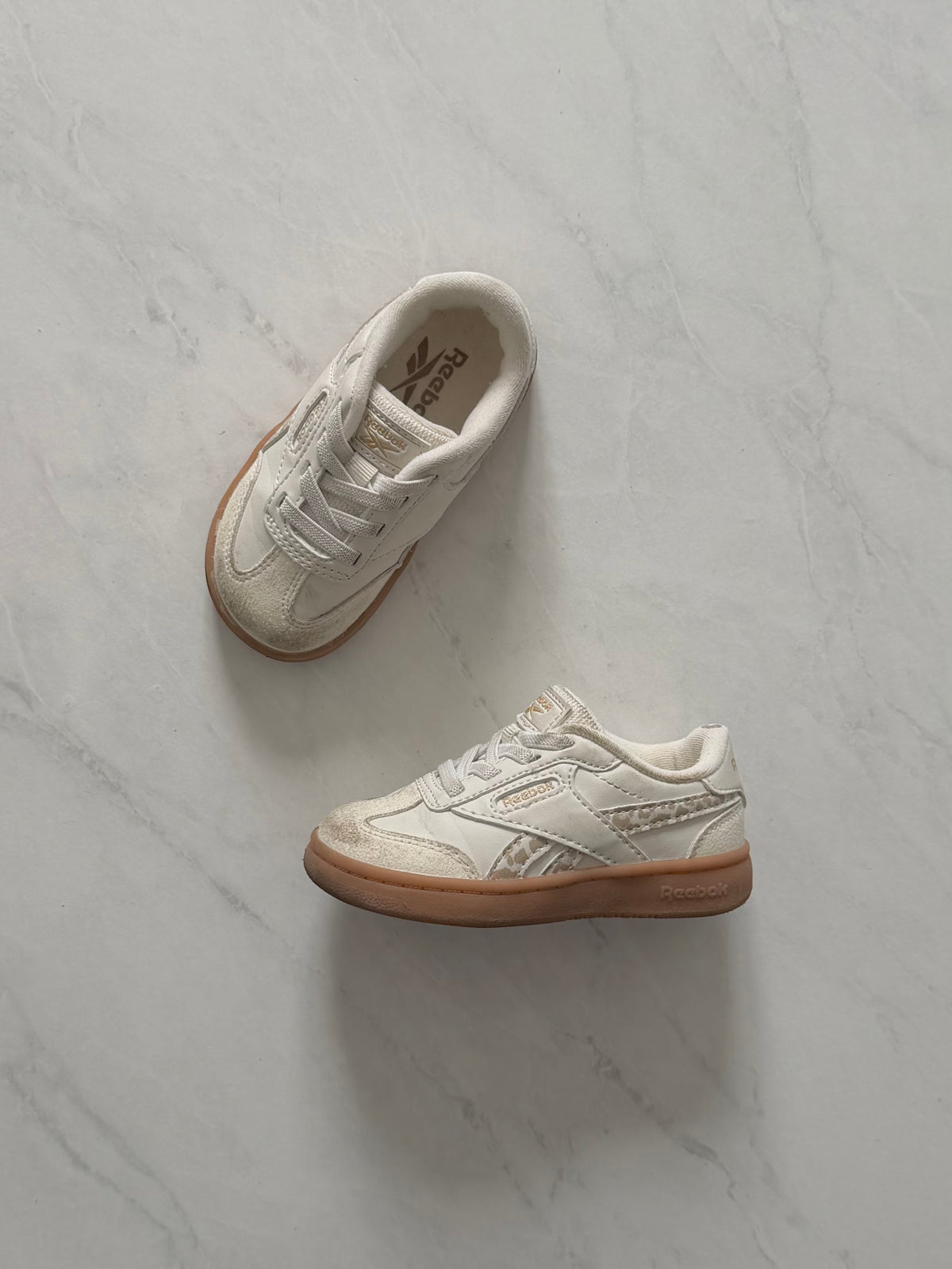 *Imparfait* Souliers - Reebok - US 6