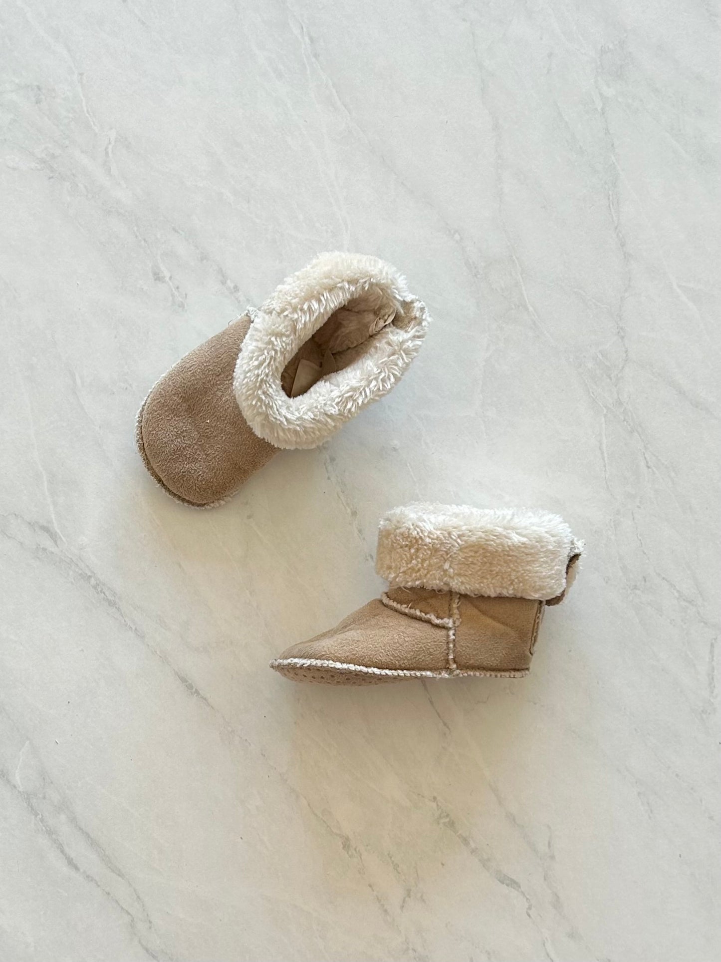 Pantoufles - H&M - 18/19 (US 2.5-3.5)