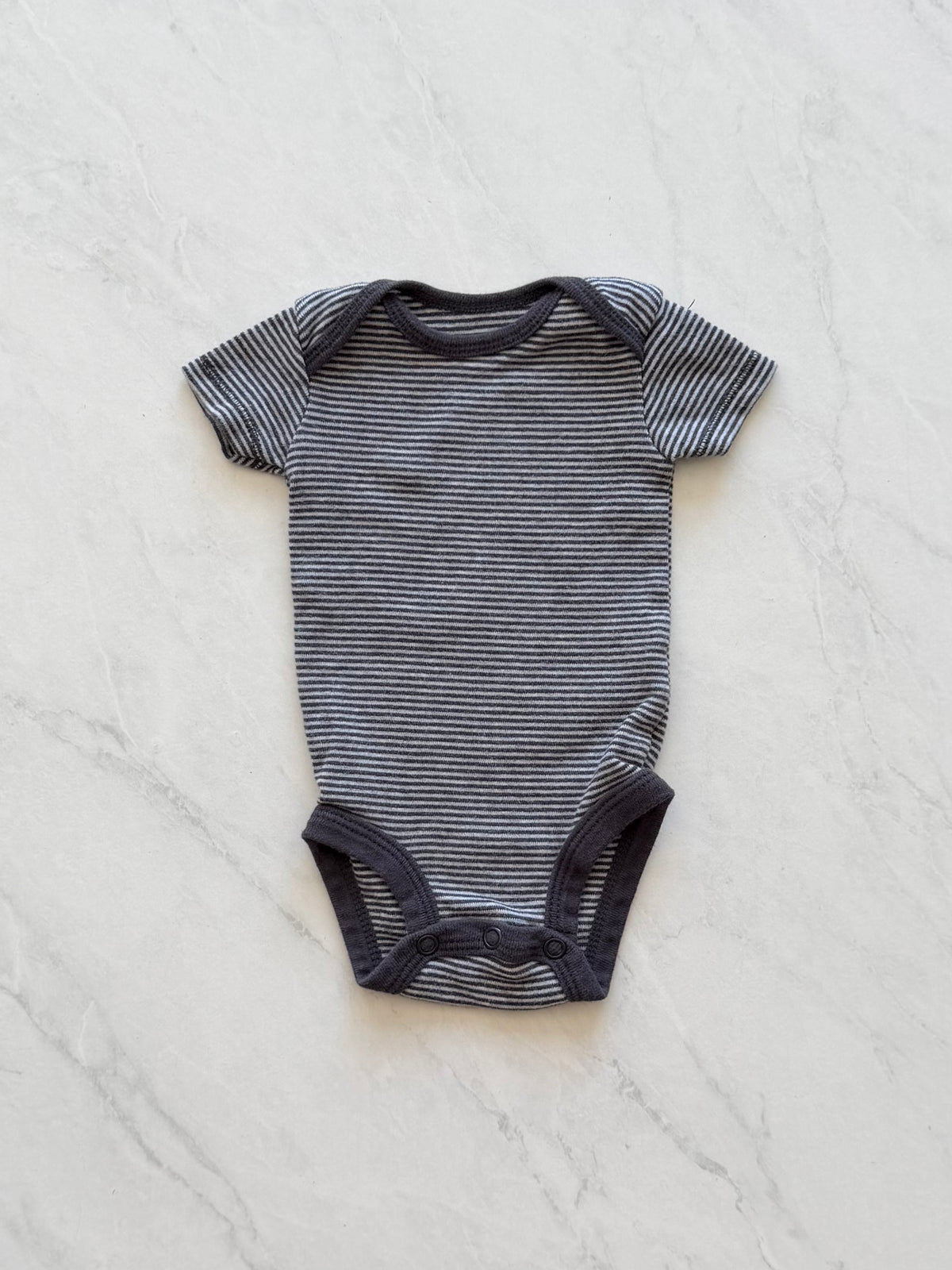 Cache couche - Carters - NB