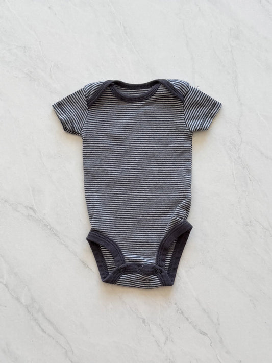 Cache couche - Carters - NB