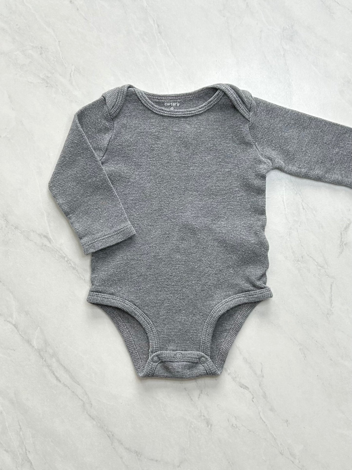 Cache couche manches longues - Carters - 9 mois