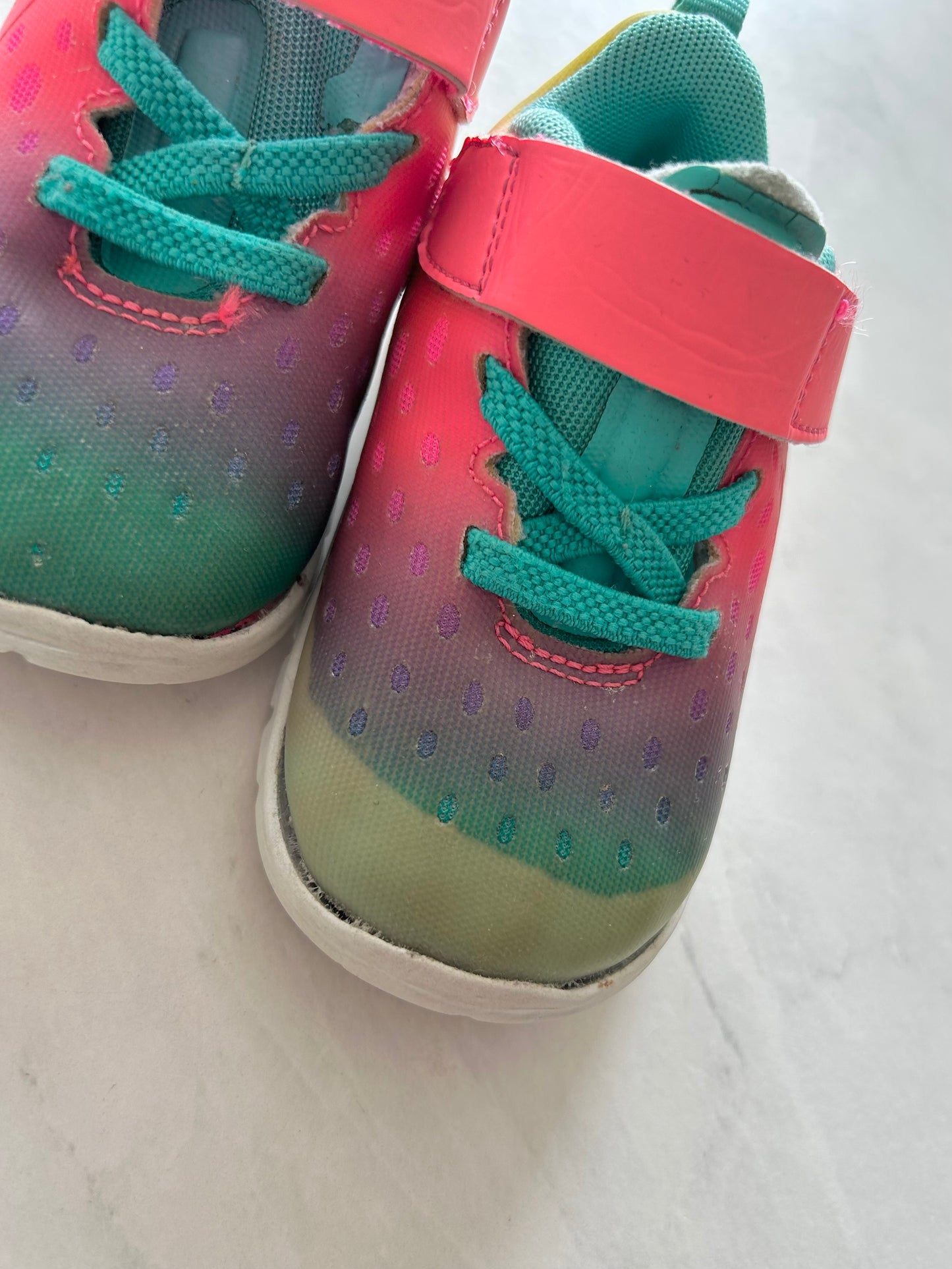 *Imparfait* Souliers - Nike - 5C